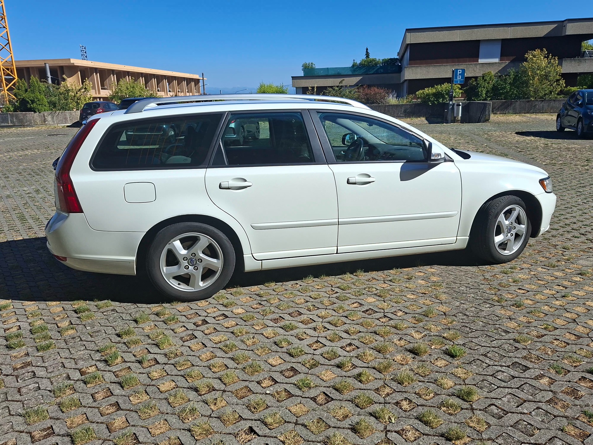 VOLVO 1.6 D DRIVe Busin. Pro Ed. S/S-image-3