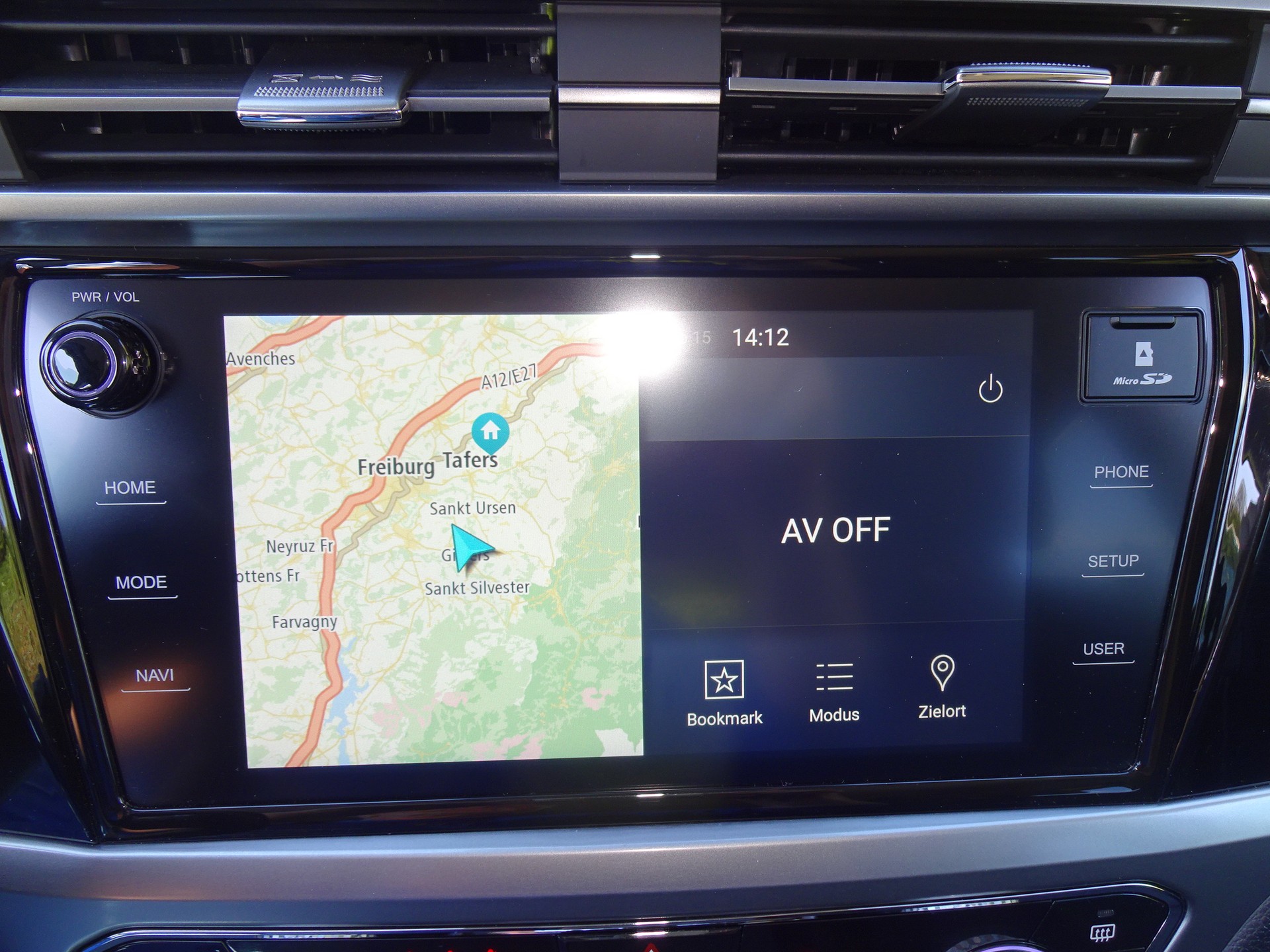 KGM-SsangYong Korando 1.6e Xdi Quartz 4WD Automat-image-14