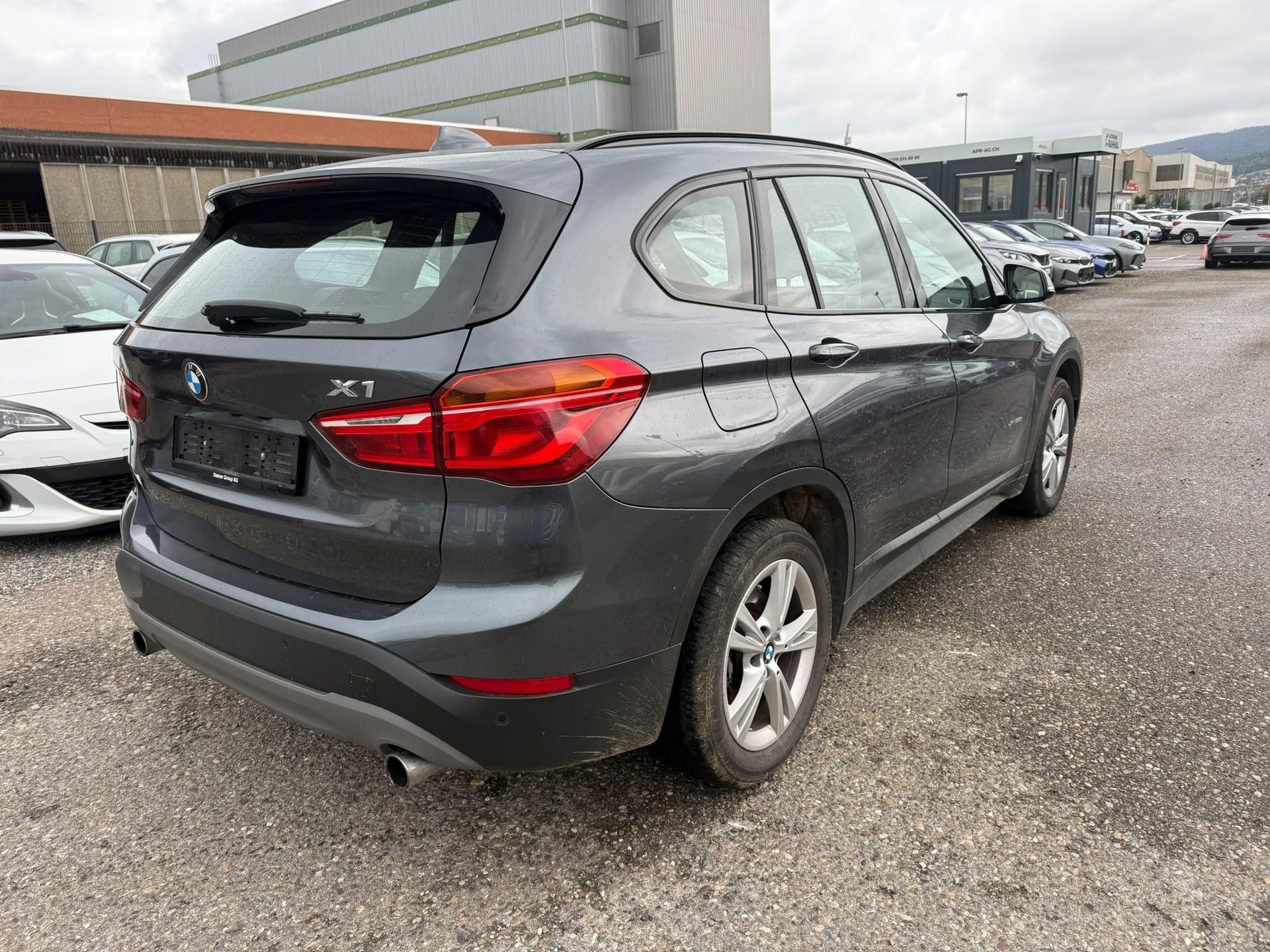 BMW X1 F48 25i xDrive SAG-image-3