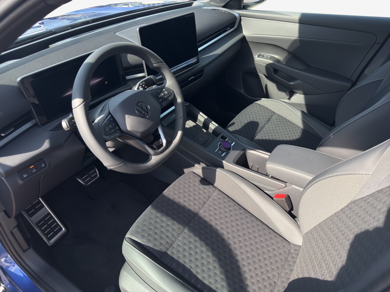 VW T-Roc 1.5 eTSI mHEV R-Line DSG-image-7