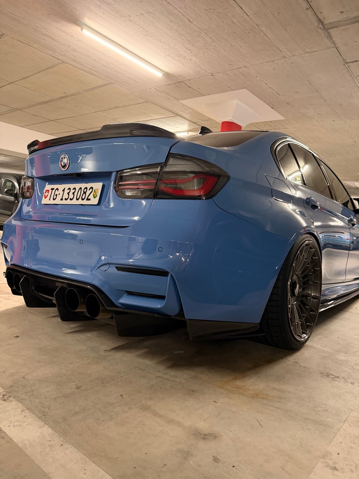 BMW M3 Competition-image-2