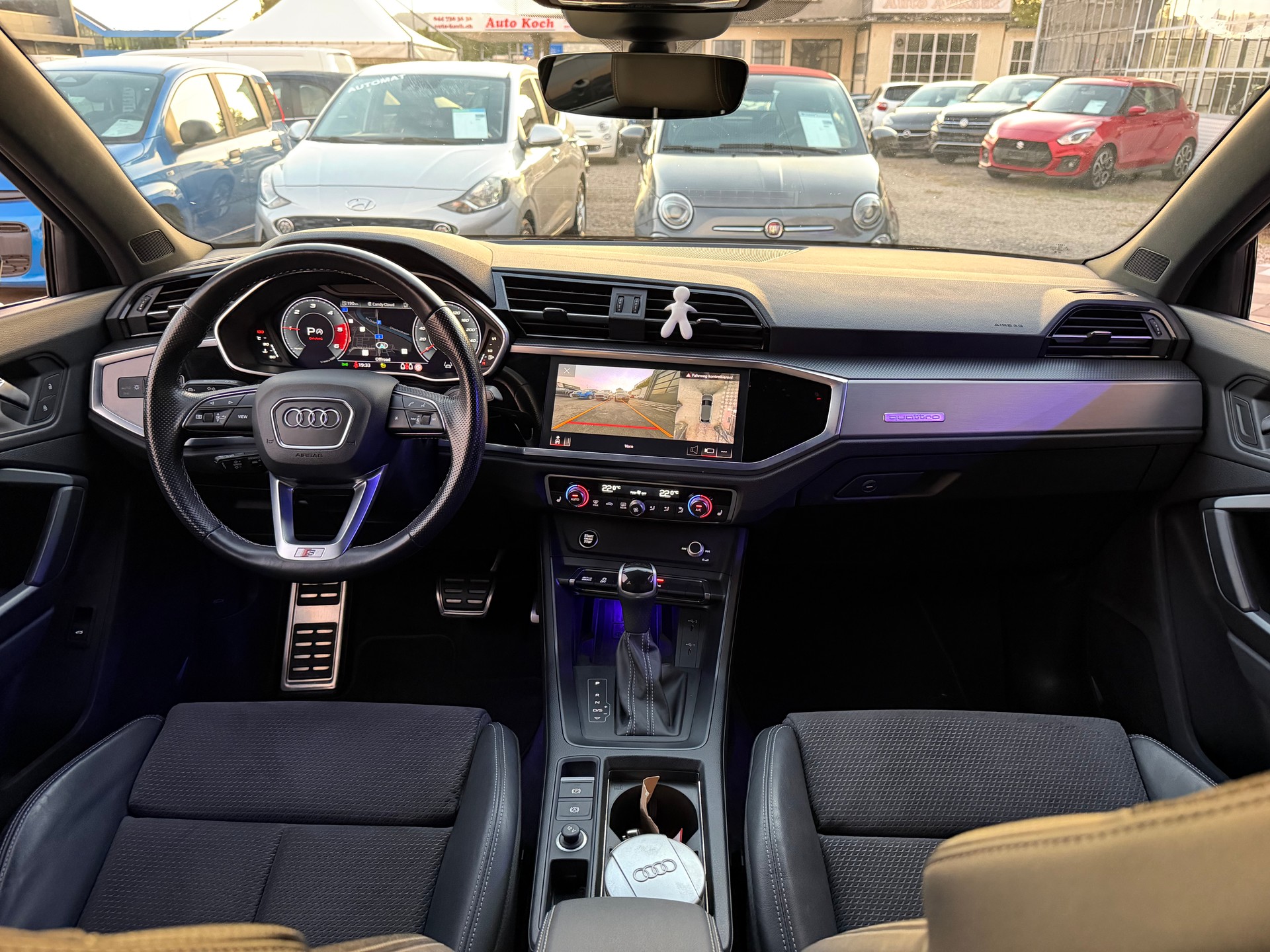 AUDI Q3 Sportback 40 TDI S line Attraction quattro S-tronic-image-15