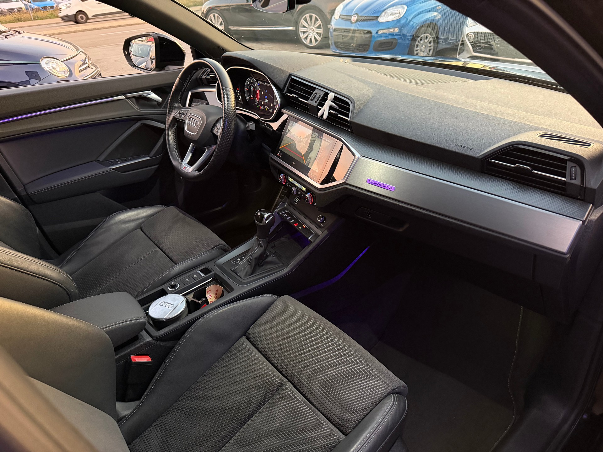AUDI Q3 Sportback 40 TDI S line Attraction quattro S-tronic-image-25