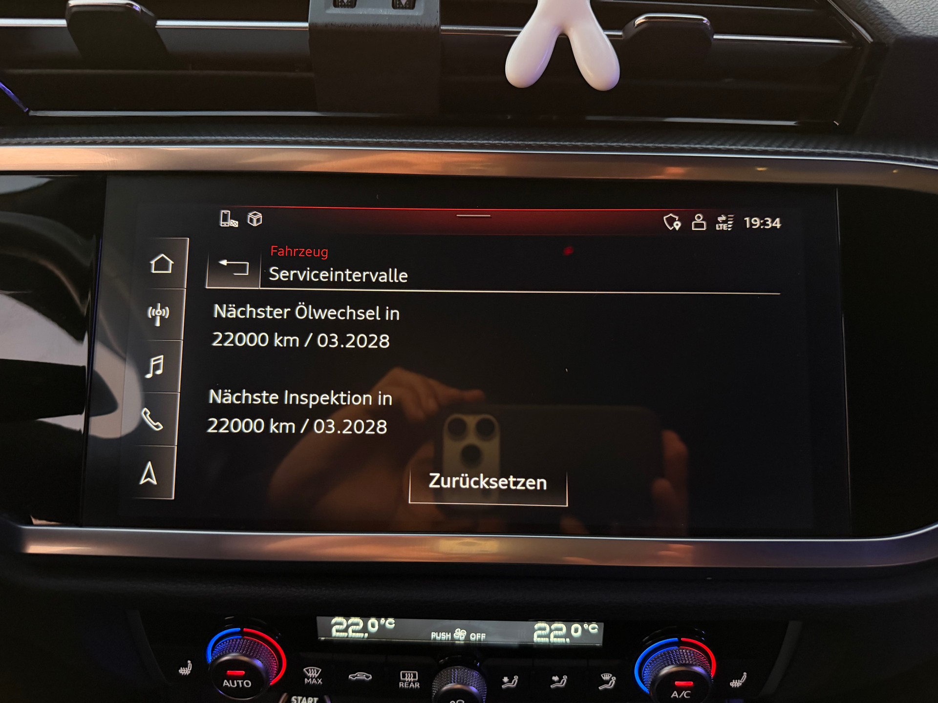 AUDI Q3 Sportback 40 TDI S line Attraction quattro S-tronic-image-30