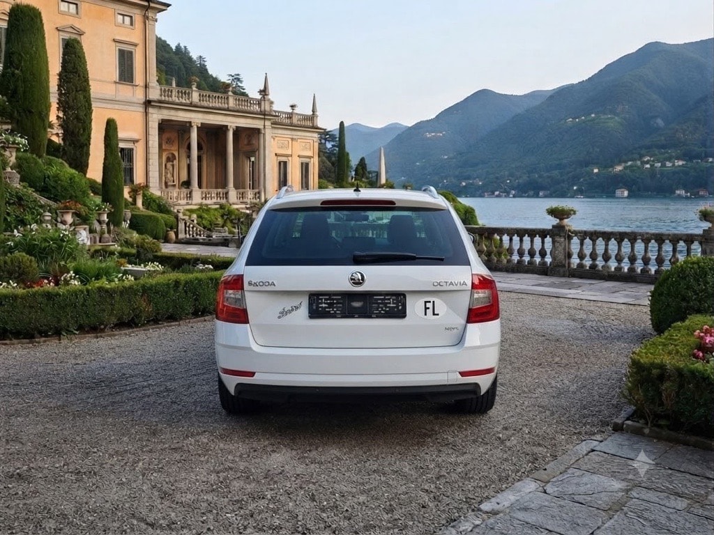 SKODA 1.8 TSI Clever 4x4 DSG-image-4