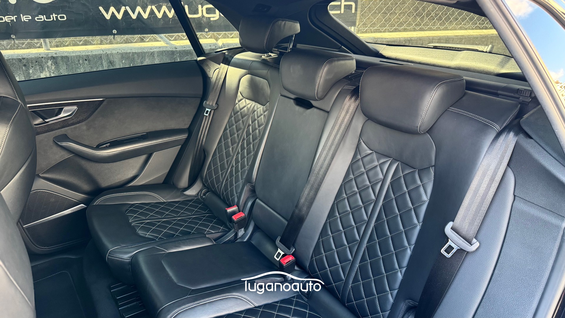 AUDI Q8 50 TDI quattro tiptronic-image-11