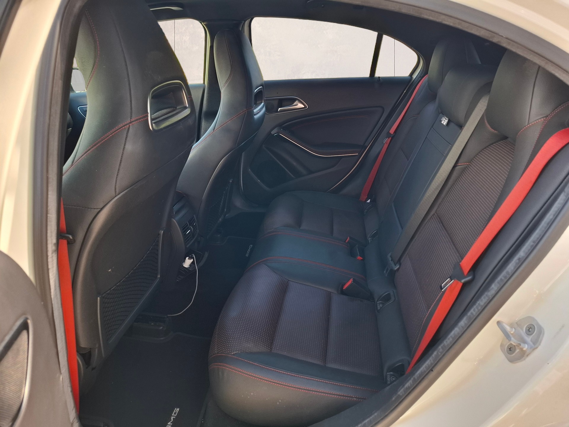 MERCEDES-BENZ A 45 AMG 4Matic Speedshift 7G-DCT-image-17