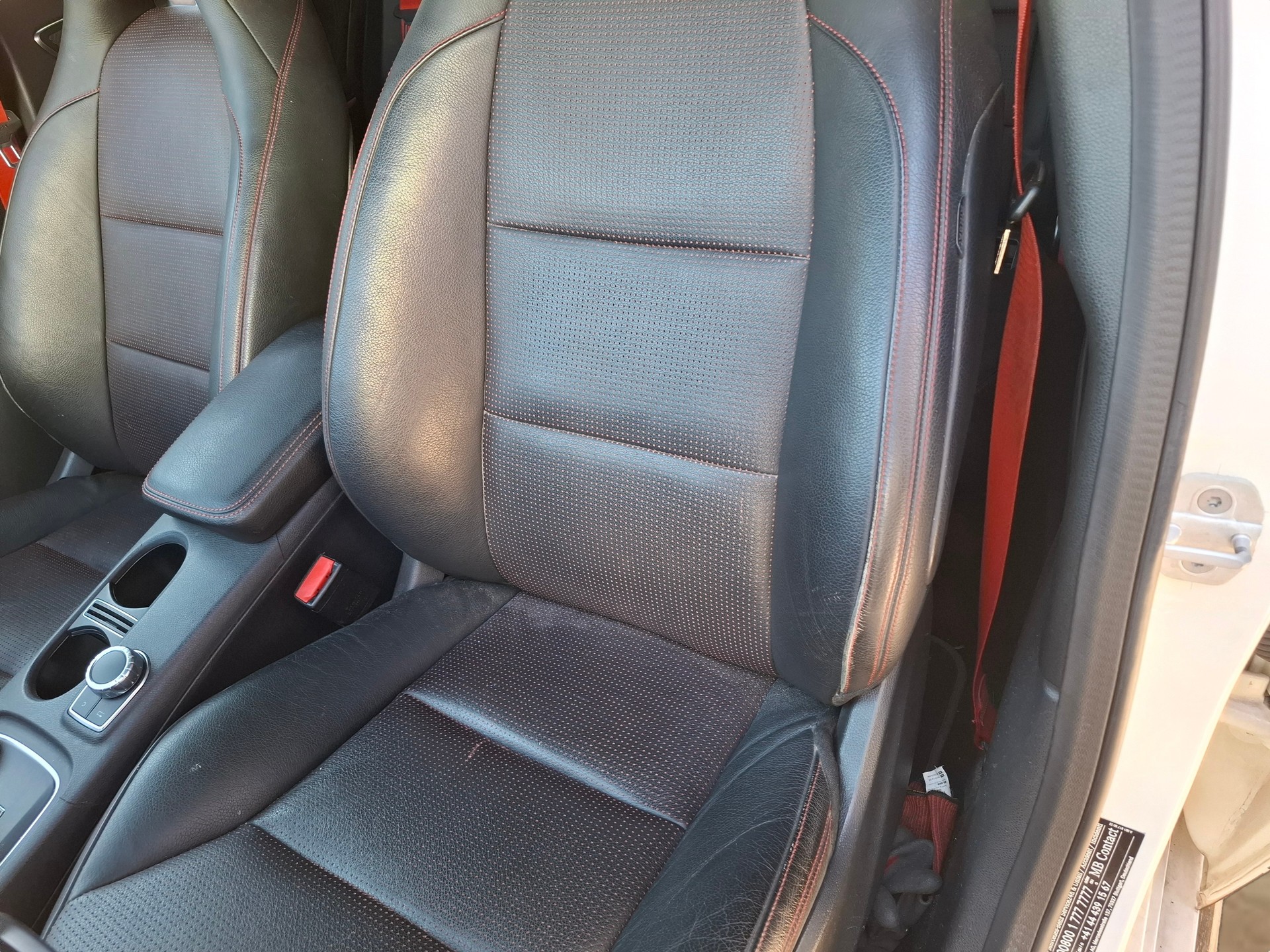 MERCEDES-BENZ A 45 AMG 4Matic Speedshift 7G-DCT-image-14