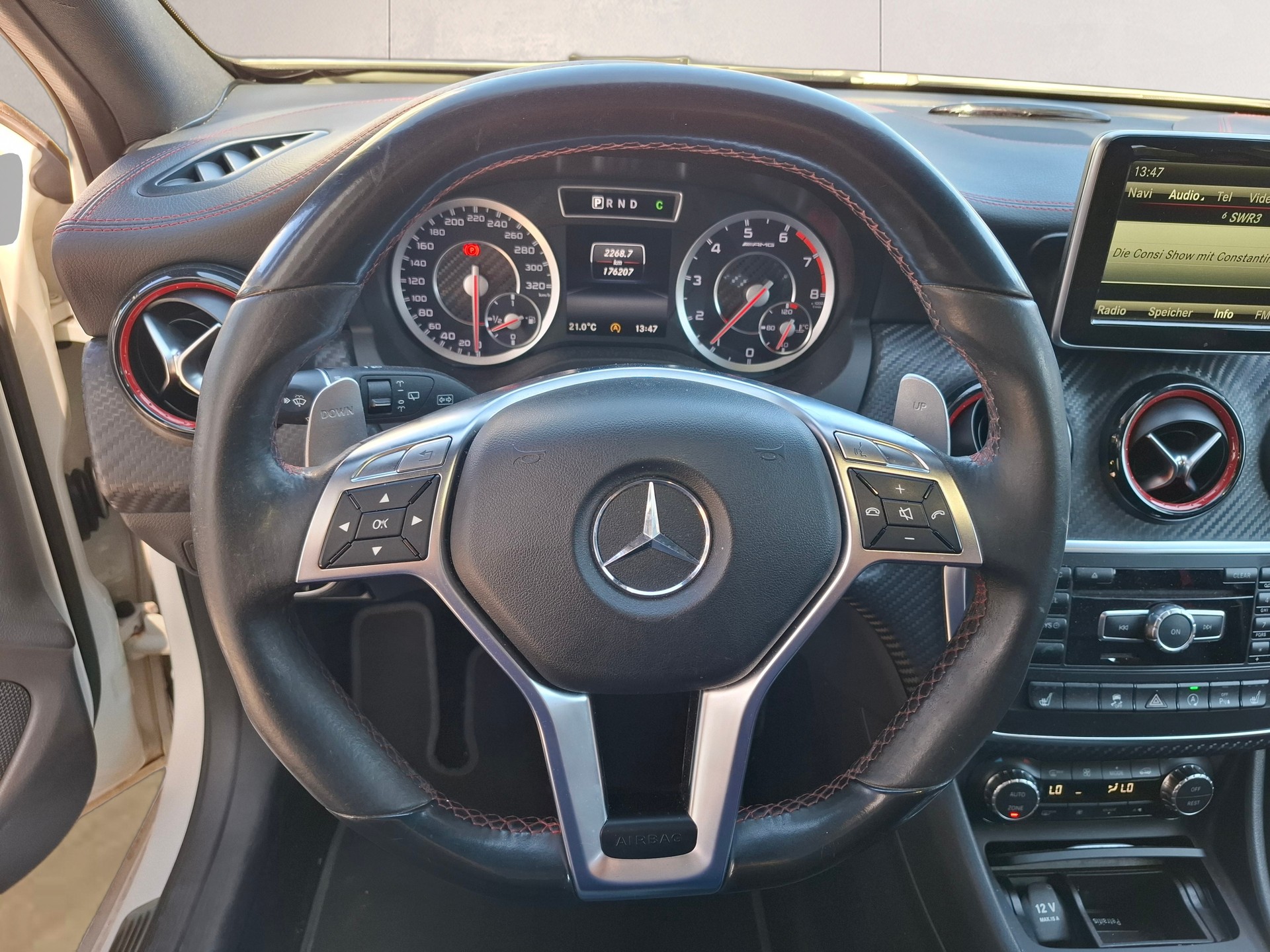 MERCEDES-BENZ A 45 AMG 4Matic Speedshift 7G-DCT-image-8