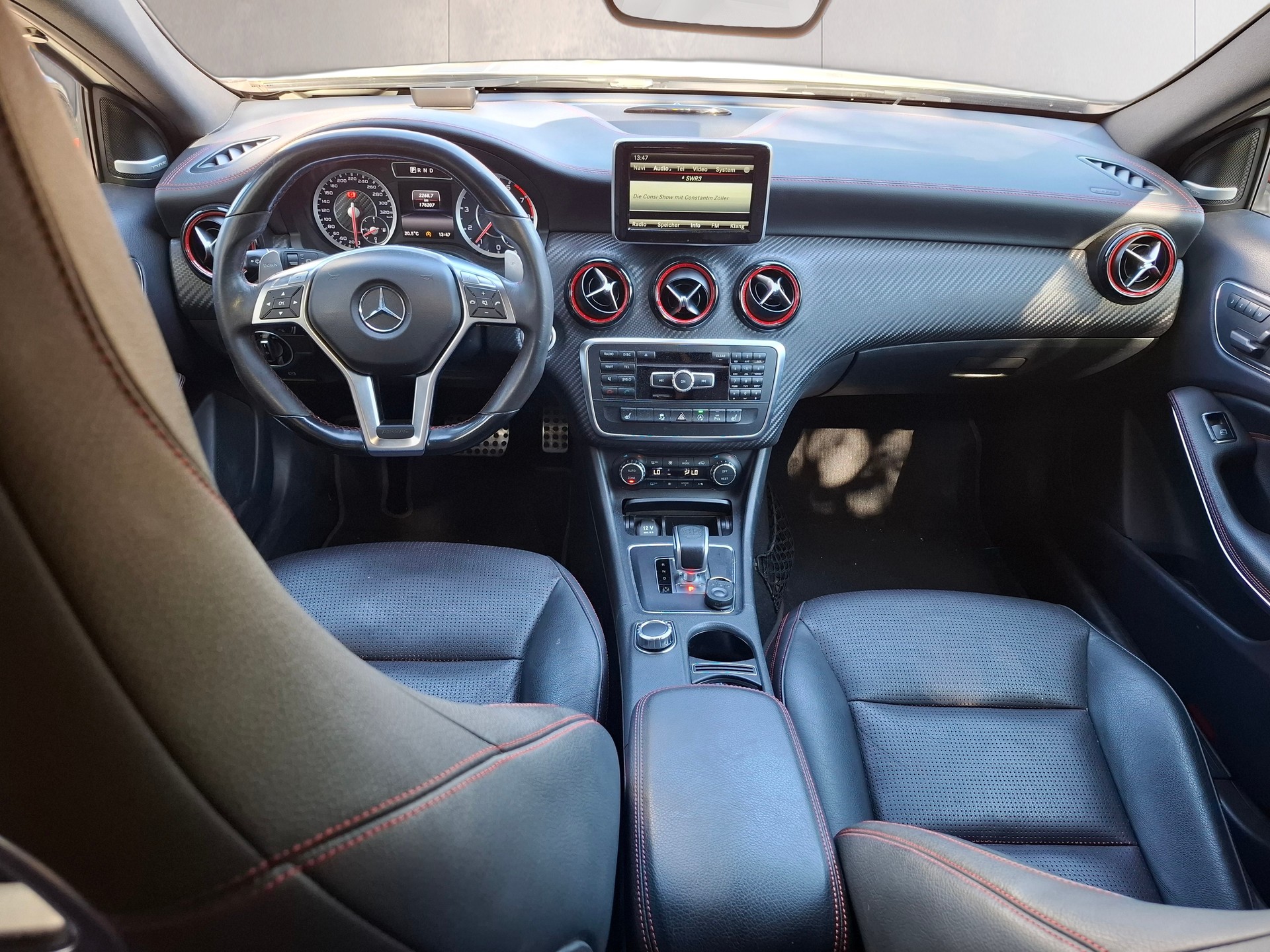 MERCEDES-BENZ A 45 AMG 4Matic Speedshift 7G-DCT-image-7