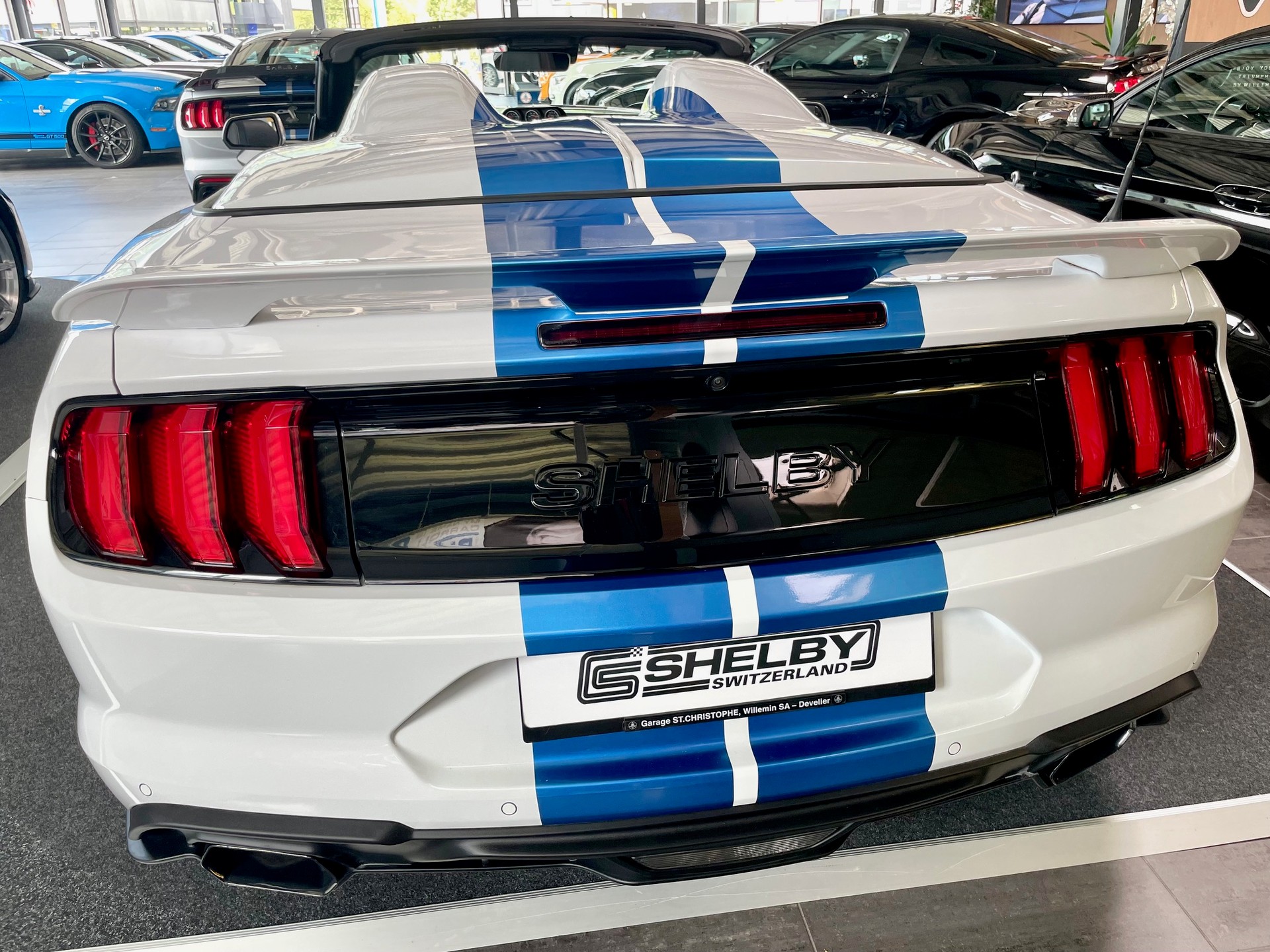 FORD Shelby Super Snake Cabrio-image-1