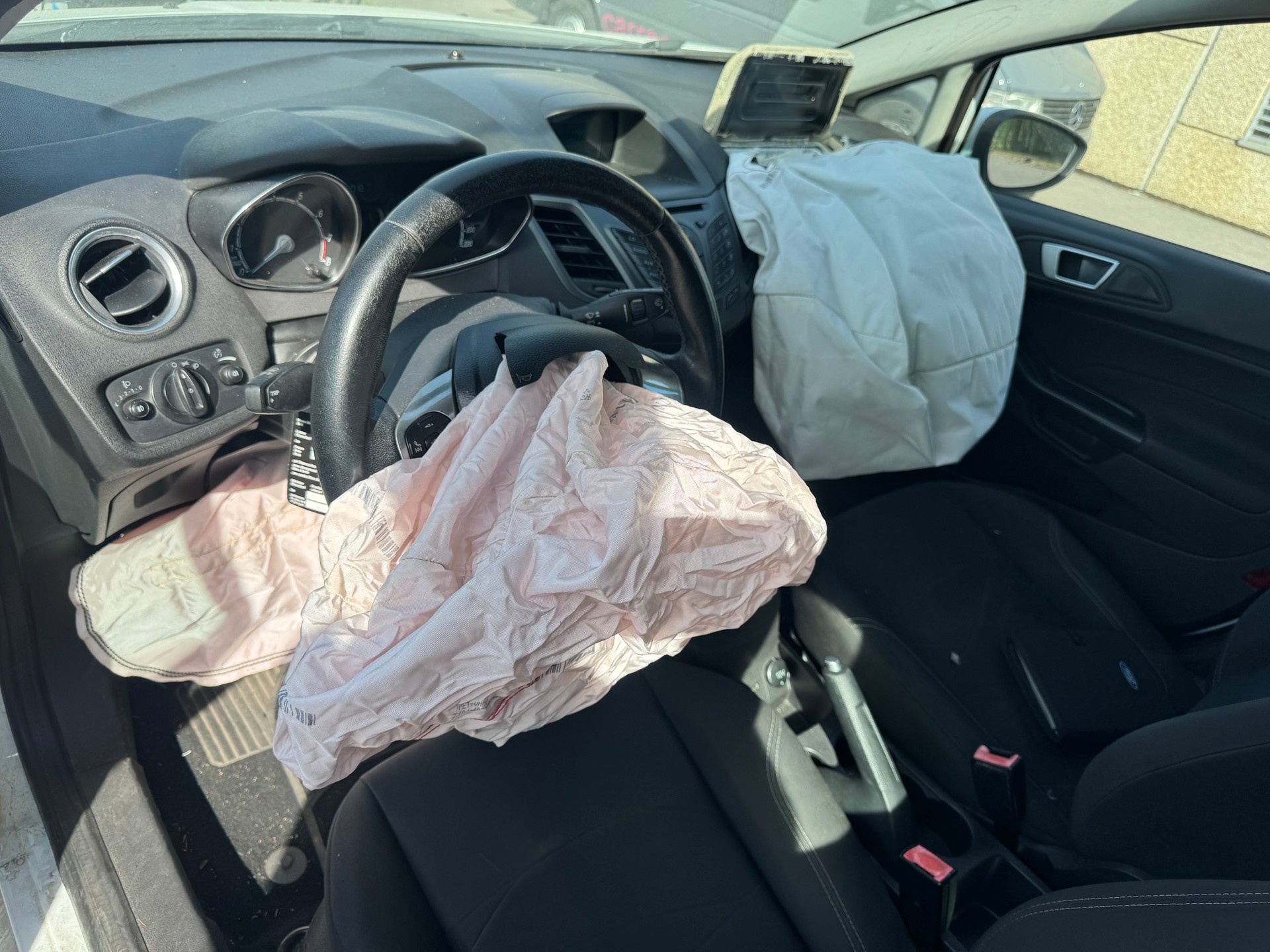 FORD Fiesta 1.0 SCTi Trend-image-5