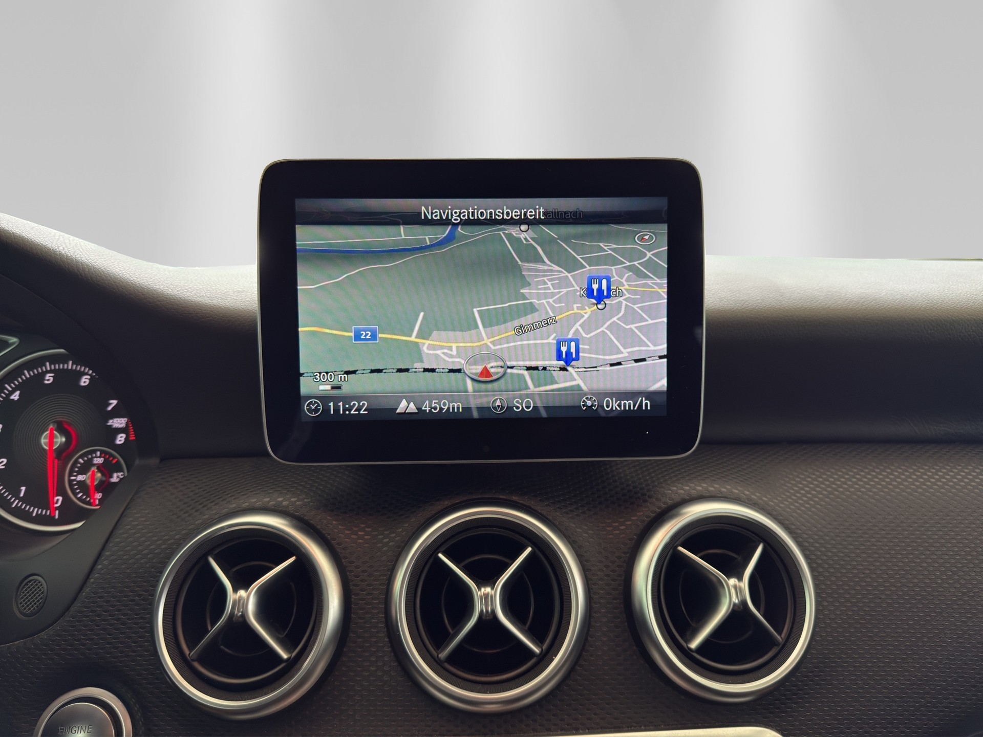 MERCEDES-BENZ A 200 Style 7G-DCT-image-11