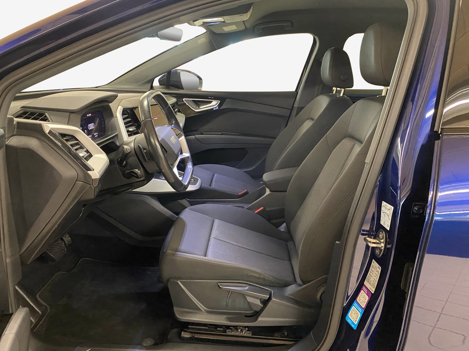 AUDI Q4 Sportback e-tron 40-image-7
