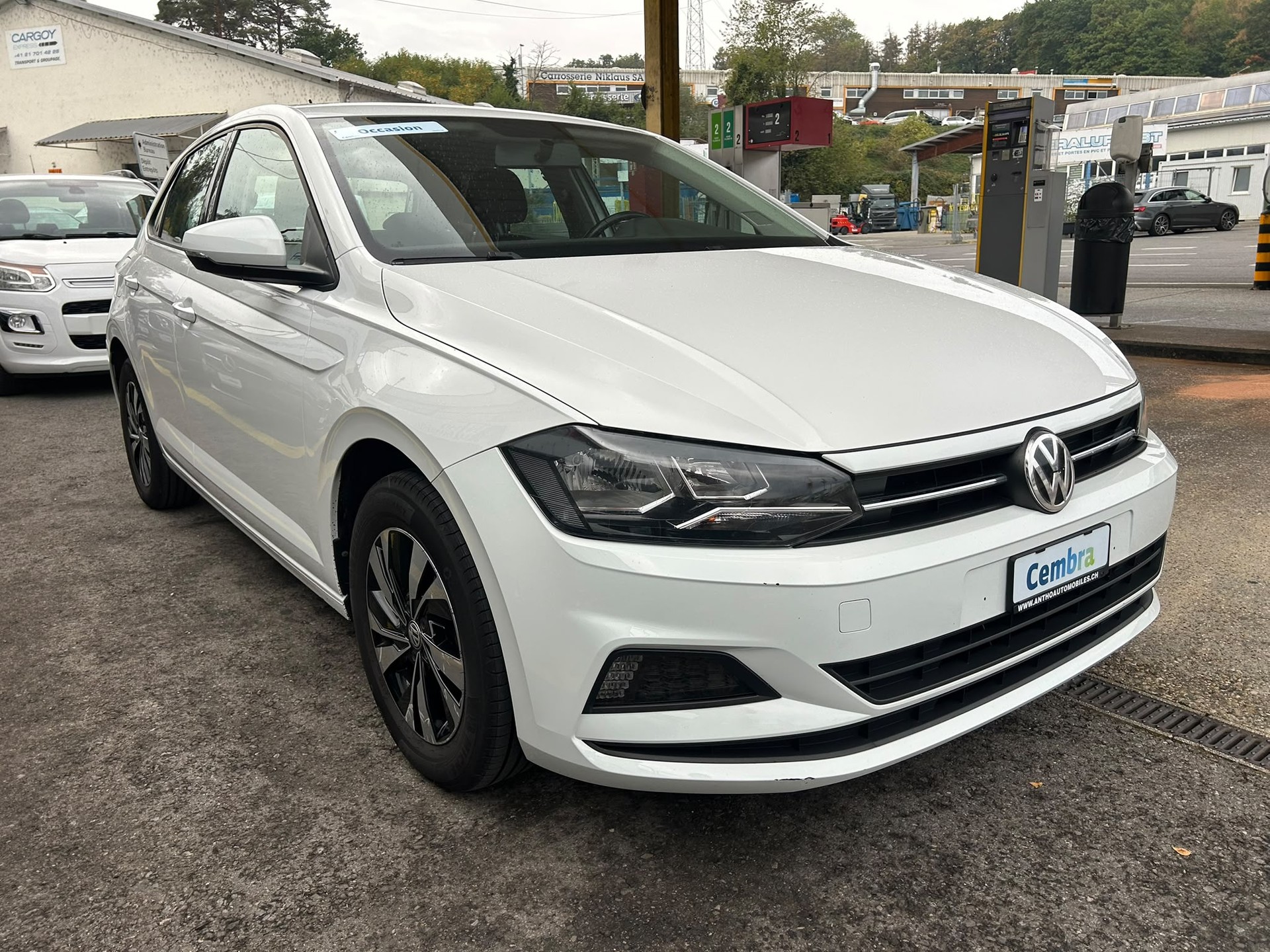 VW Polo 1.0 TSI BMT Trendline-image-2