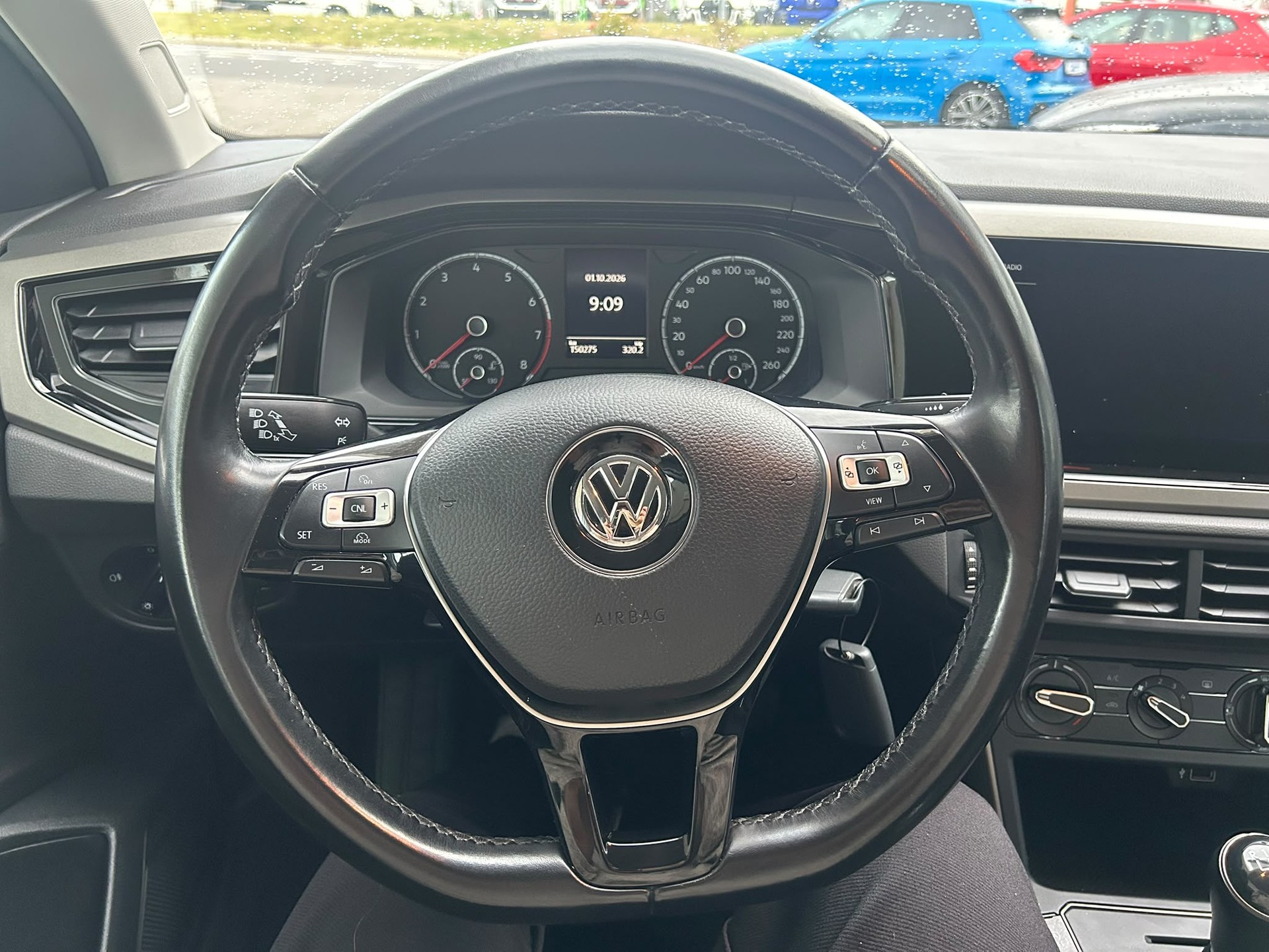 VW Polo 1.0 TSI BMT Trendline-image-8