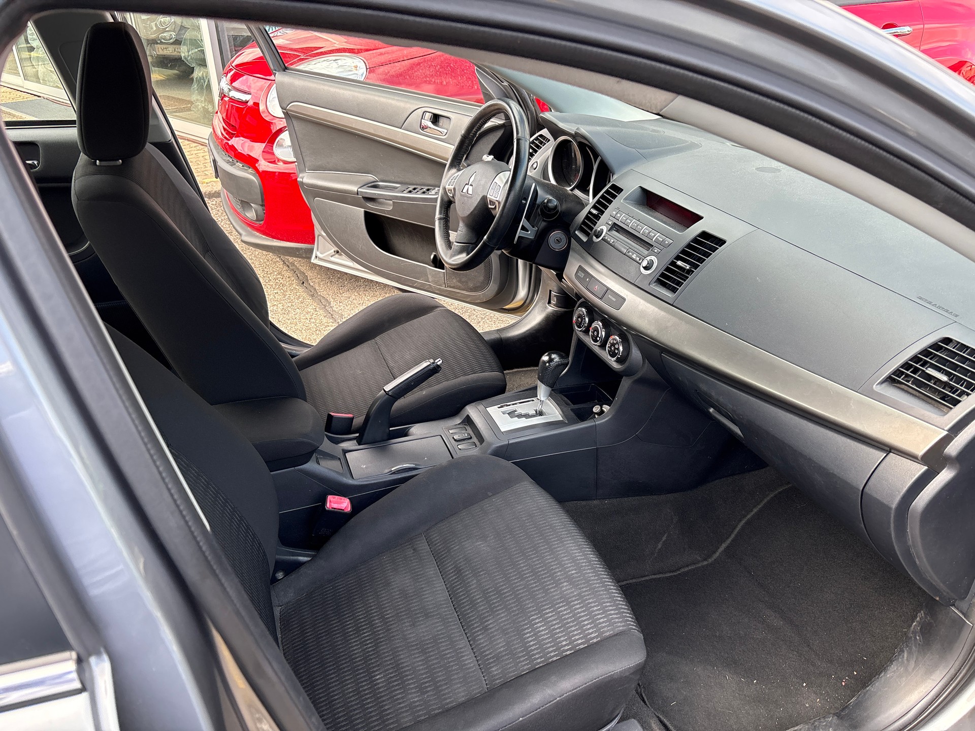 MITSUBISHI Lancer Sportback 1.8 Jubilé35 CVT-image-8