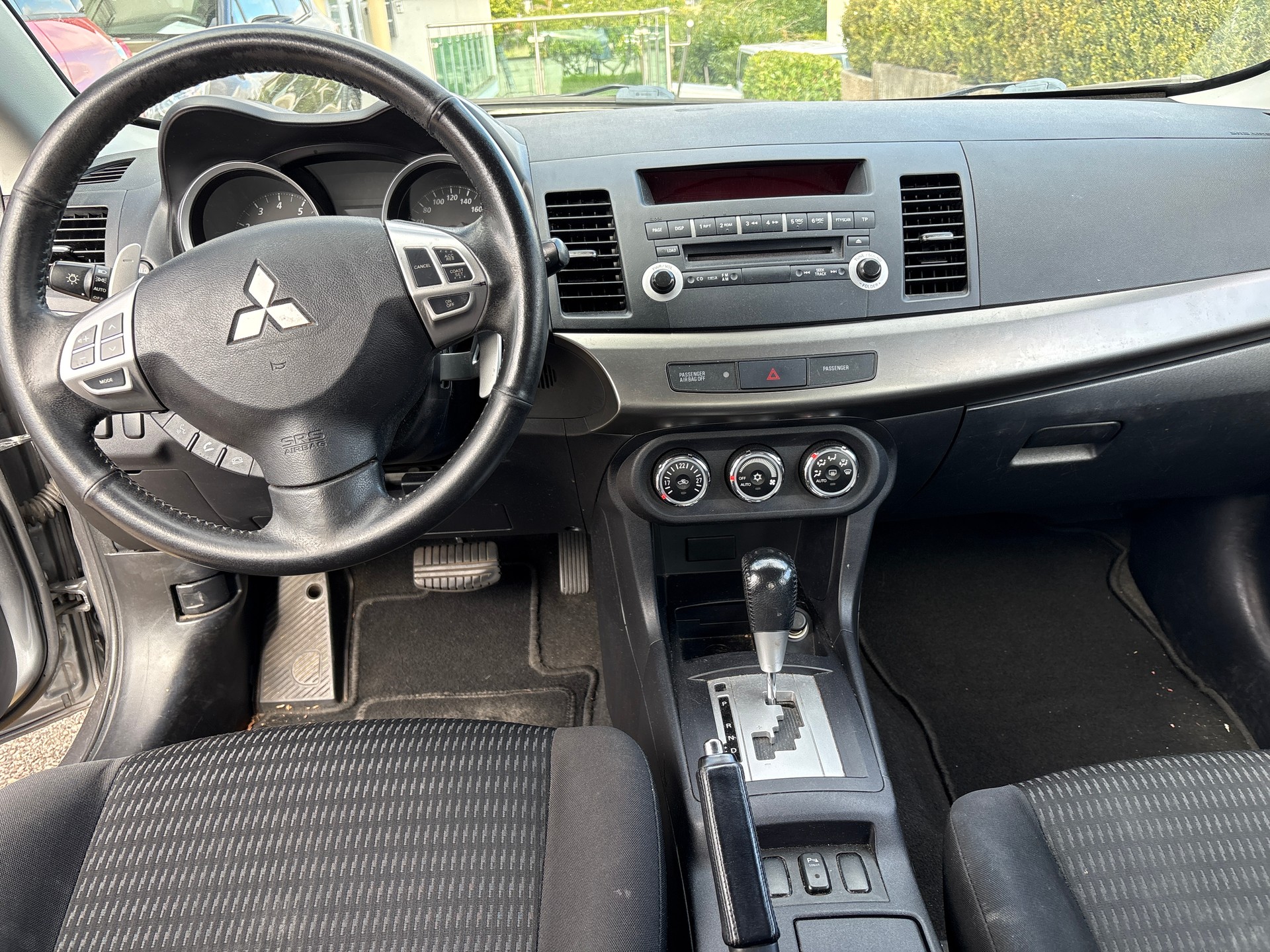 MITSUBISHI Lancer Sportback 1.8 Jubilé35 CVT-image-7