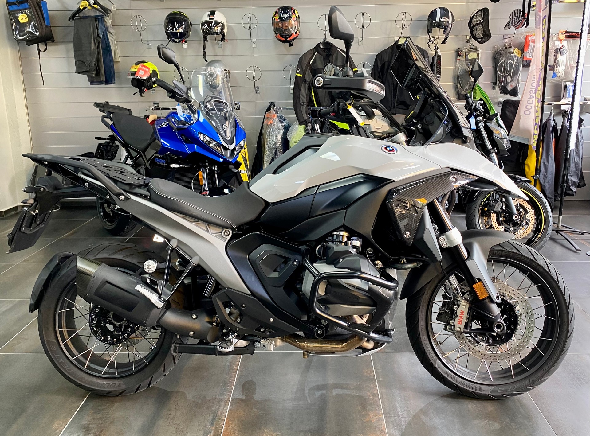 BMW R 1300 GS-image-2