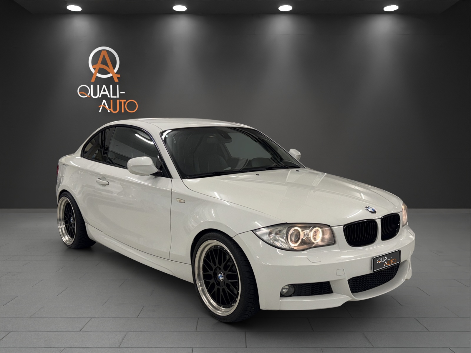 BMW M Paket Coupé-image-0