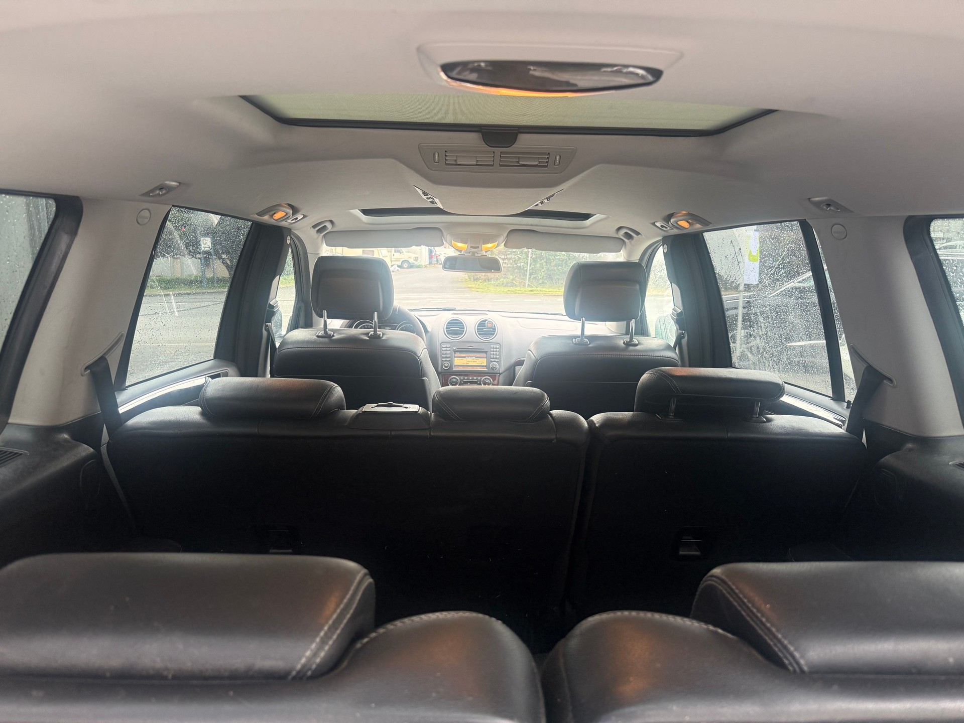 MERCEDES-BENZ GL 350 BlueTEC 4Matic 7G-TRONIC-image-9
