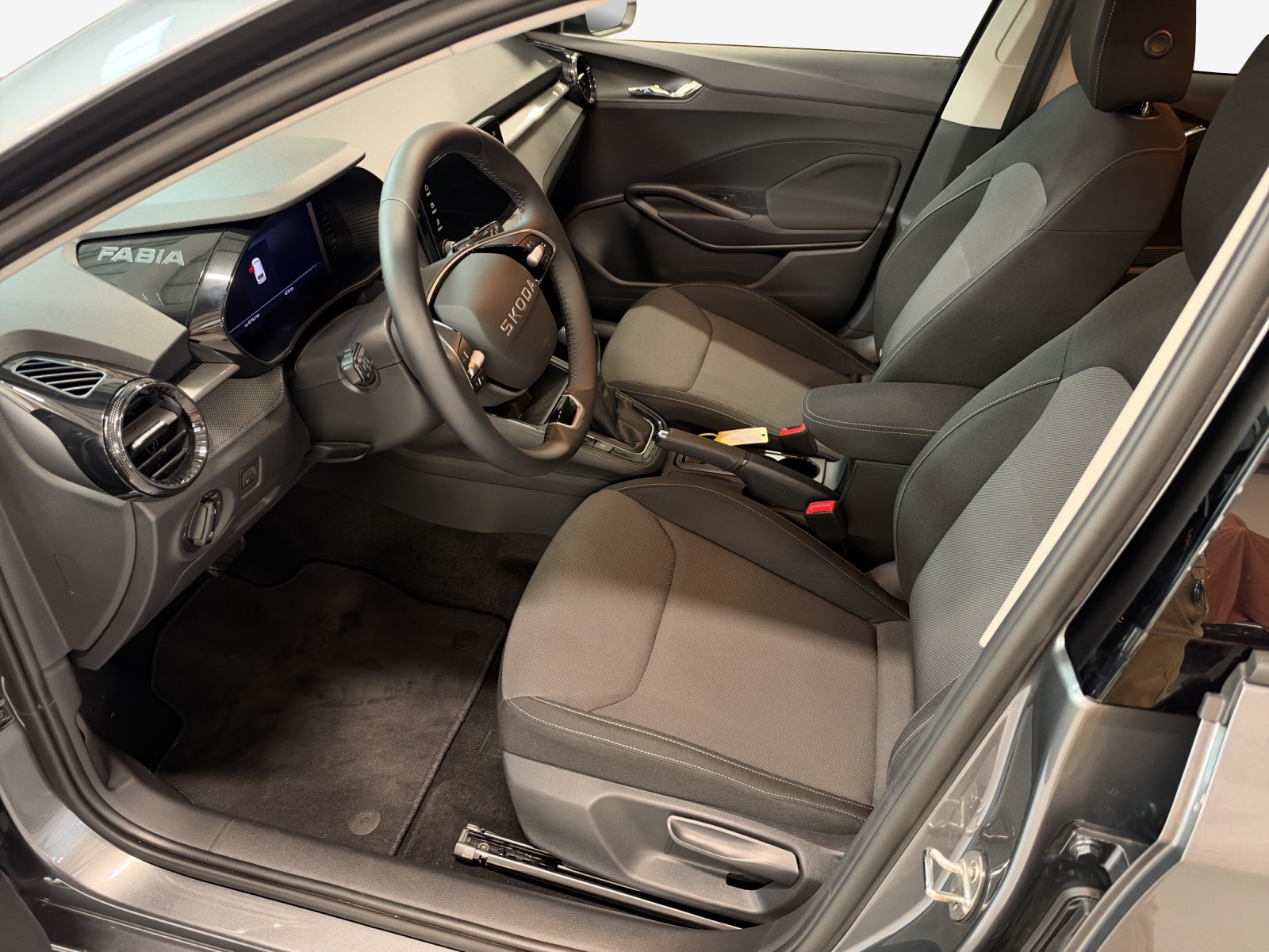 SKODA Fabia 1.0 TSI Dynamic DSG-image-7