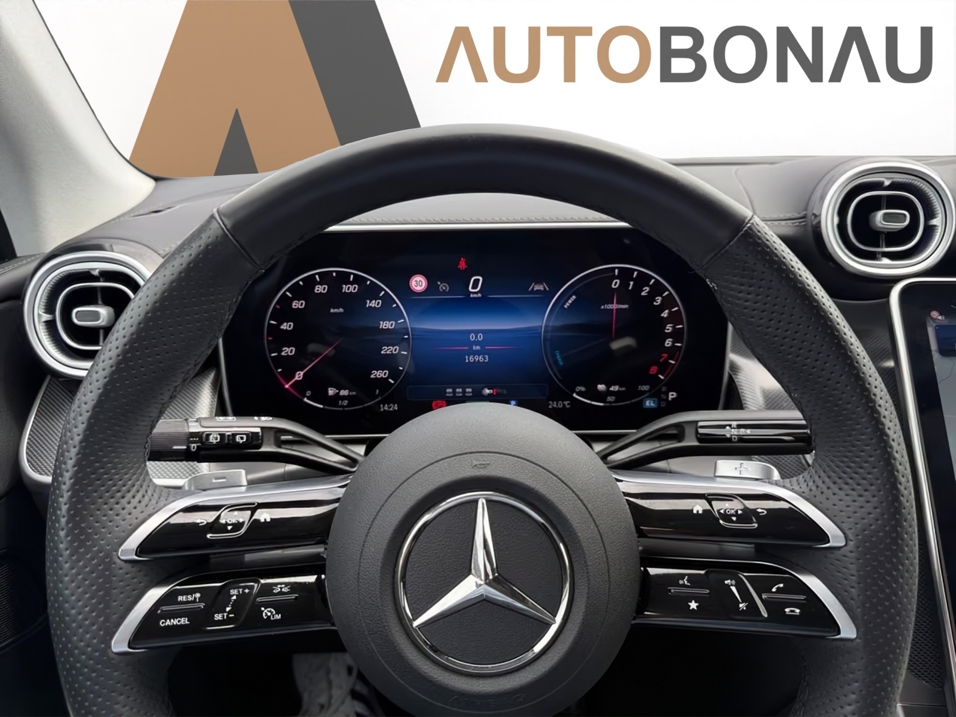MERCEDES-BENZ GLC 300 e 4MATIC AMG Line AHK Memory Winter-Paket 20 Zoll-image-15
