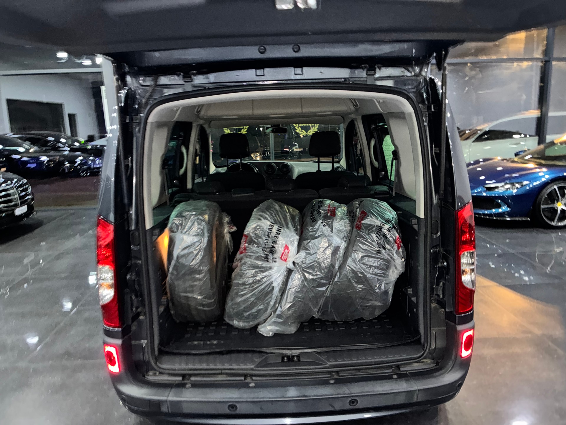 MERCEDES-BENZ Citan Tourer 111 CDI L 5-Plätzer/5 places-image-12
