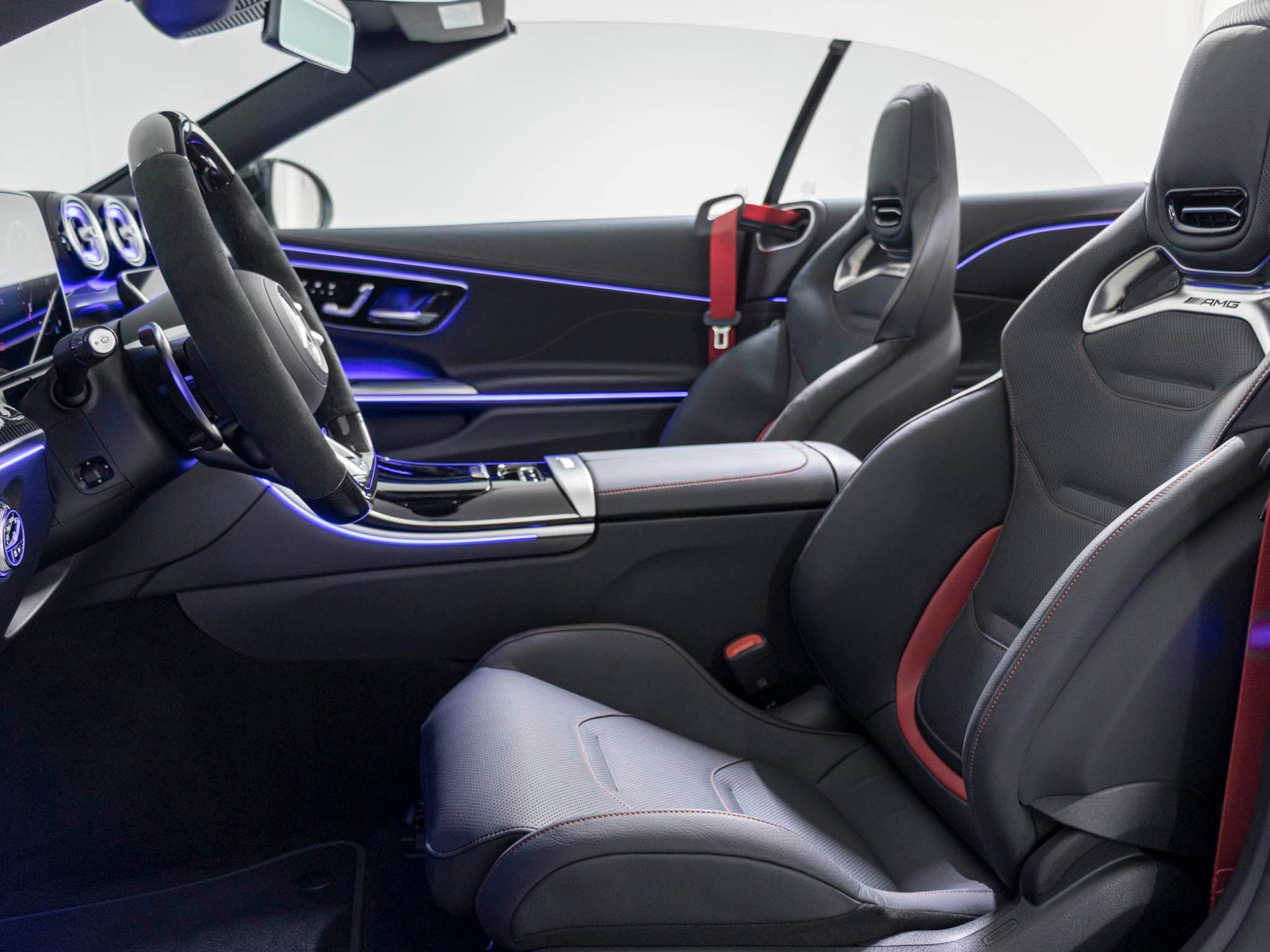 MERCEDES-BENZ CLE A236 Cabriolet CLE 53 AMG 4matic+-image-6