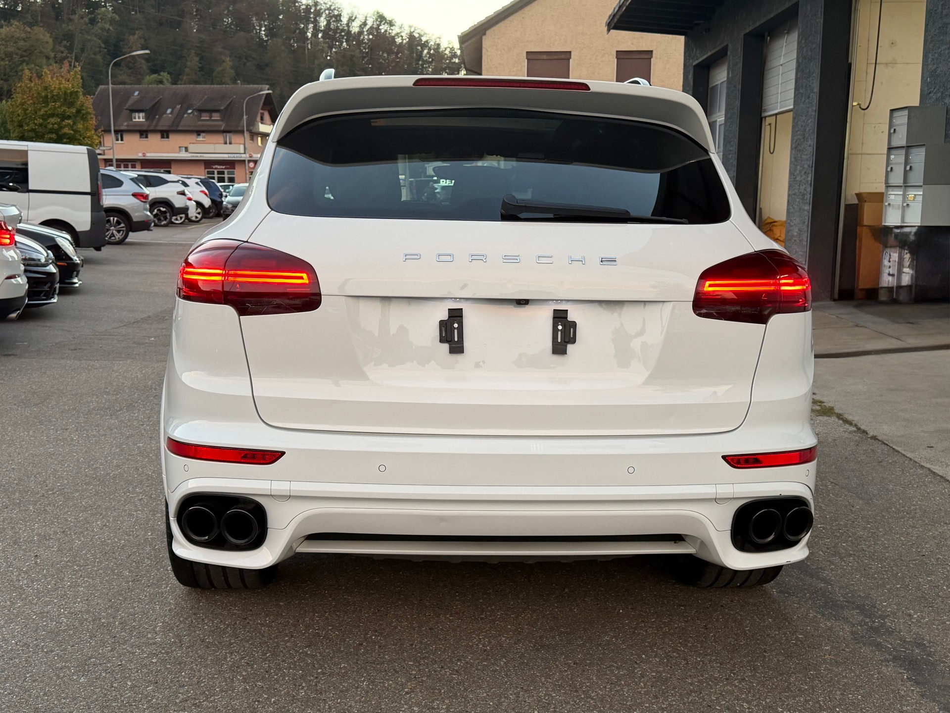 PORSCHE CAYENNE-image-6