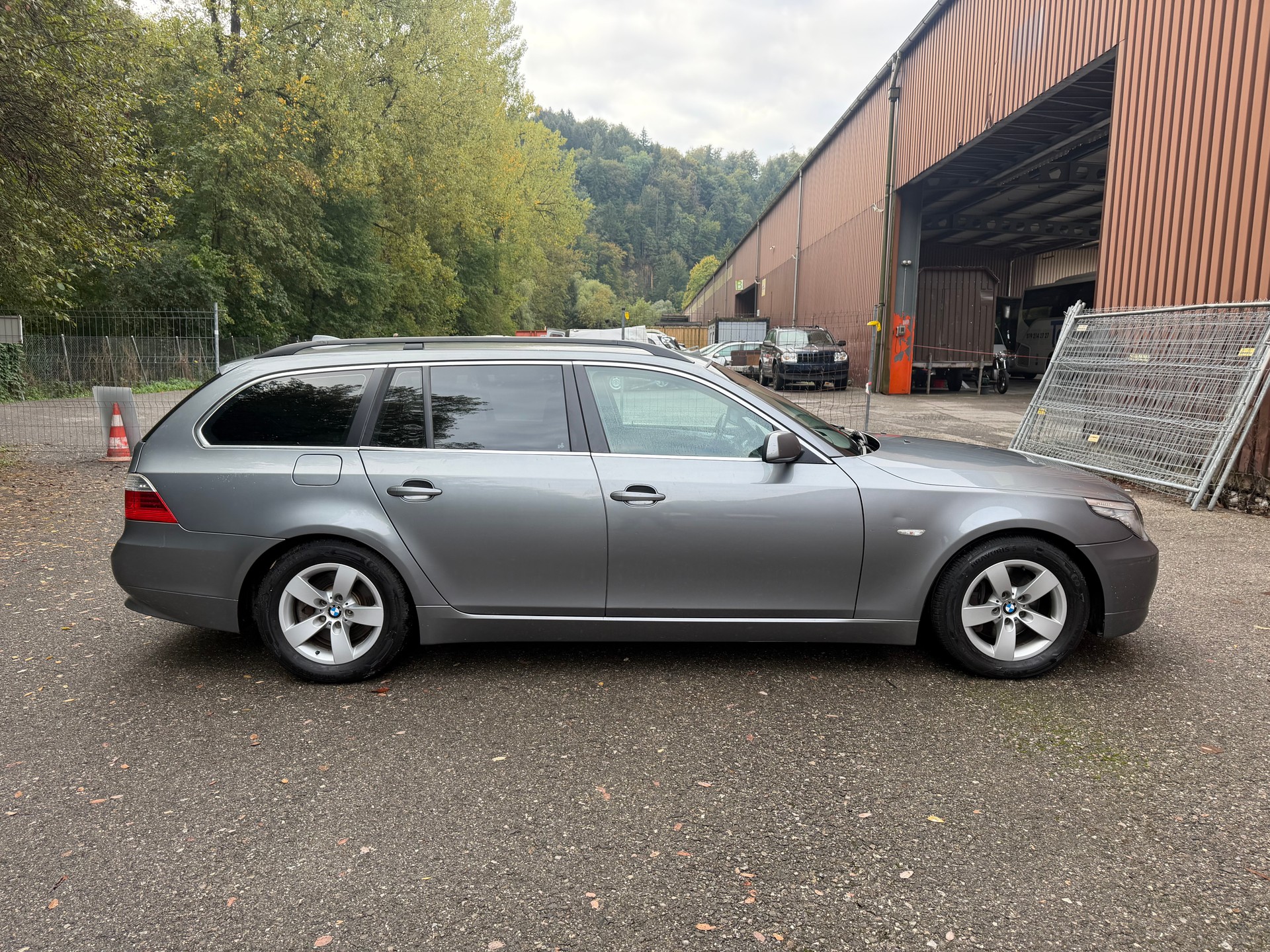 BMW 523i Touring more4you Steptronic-image-3