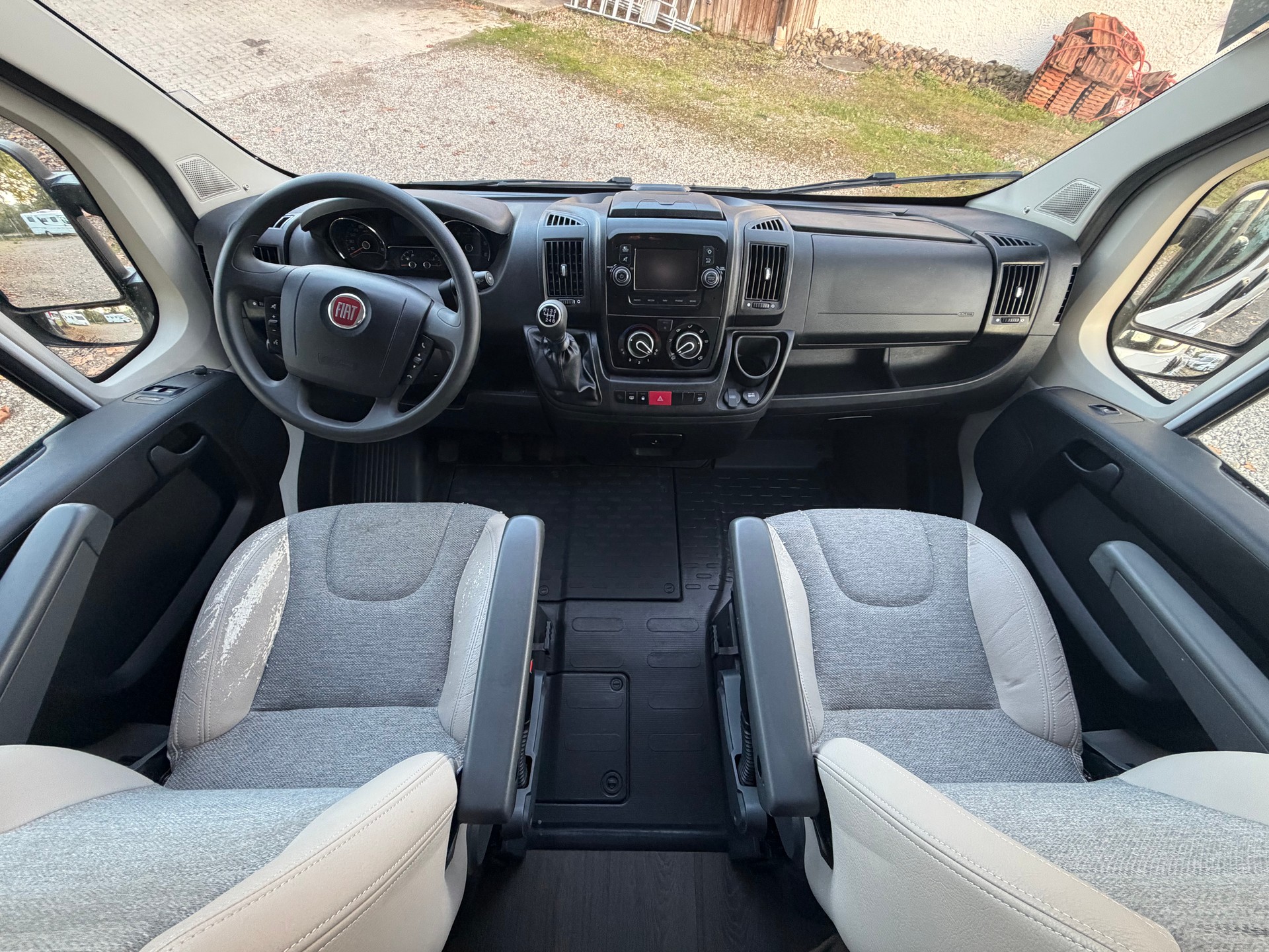 FIAT ***2.3 JTD 140 PS ***SUNLIVING V60 SP ***ANHÄNGERLAST 2500KG***TOP-NUTZLAST 700KG***TOP-FAHRZEUG***-image-19