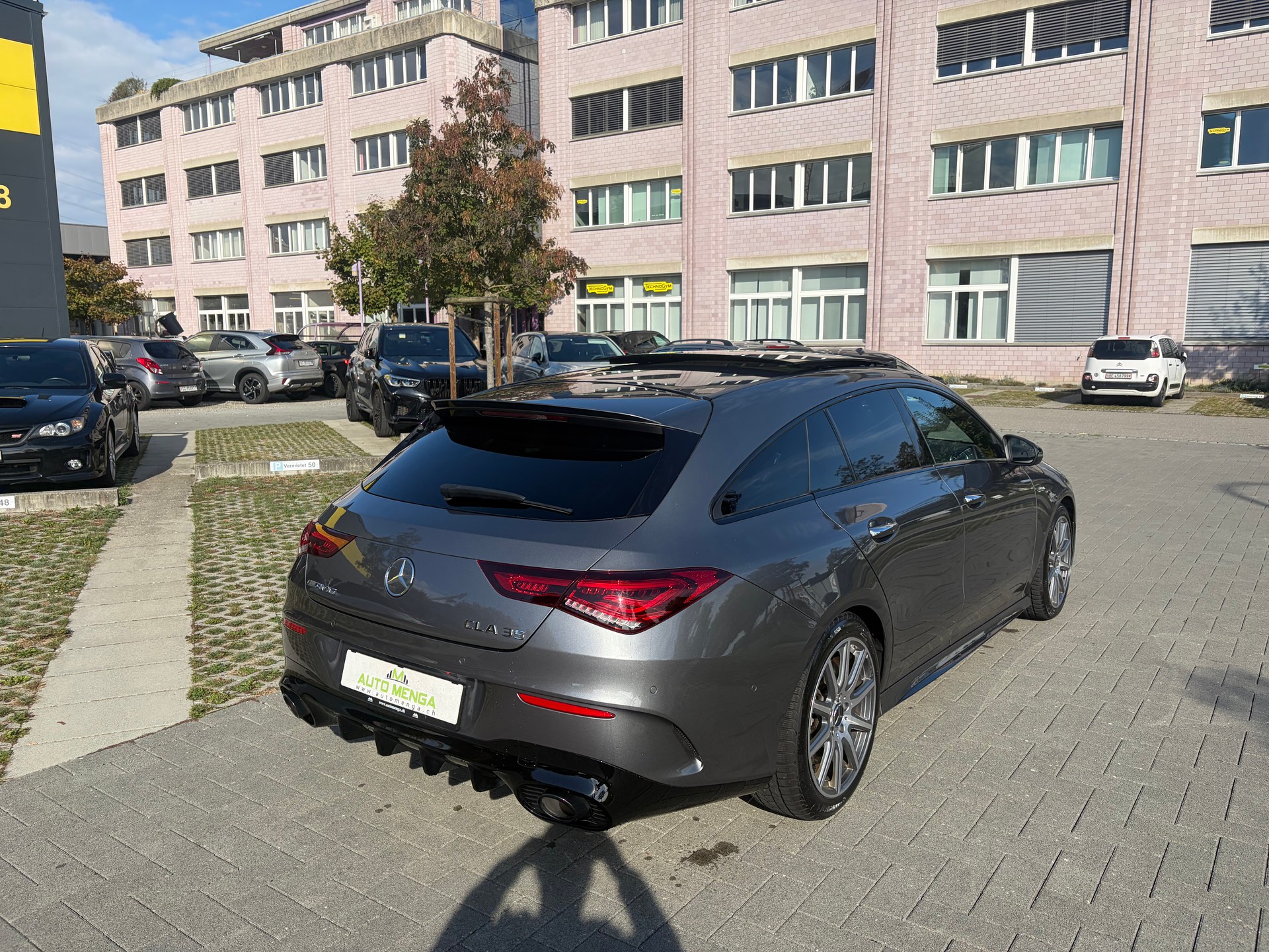 MERCEDES-BENZ CLA Shooting Brake 35 AMG 4Matic 7G-DCT-image-6