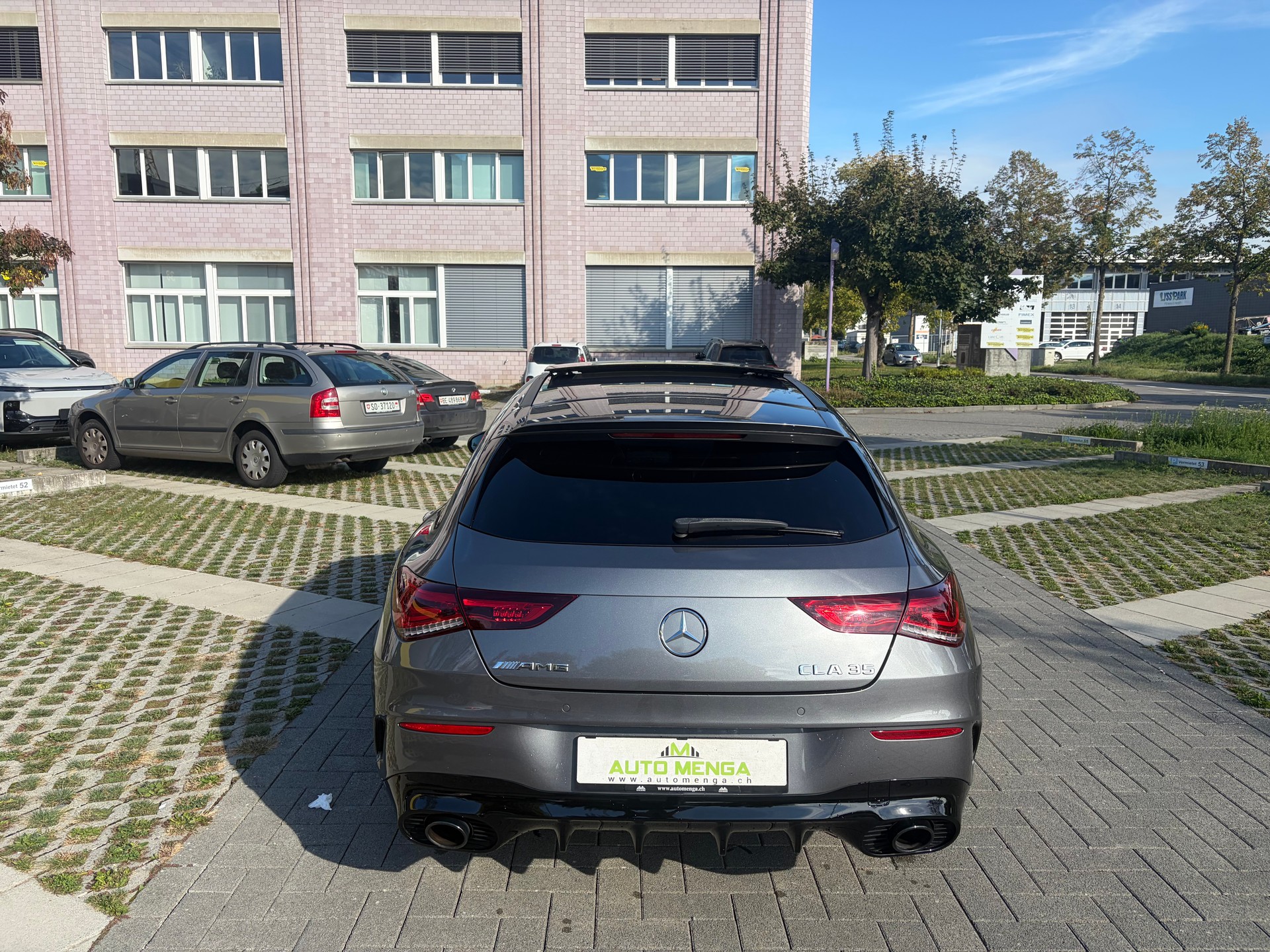 MERCEDES-BENZ CLA Shooting Brake 35 AMG 4Matic 7G-DCT-image-5