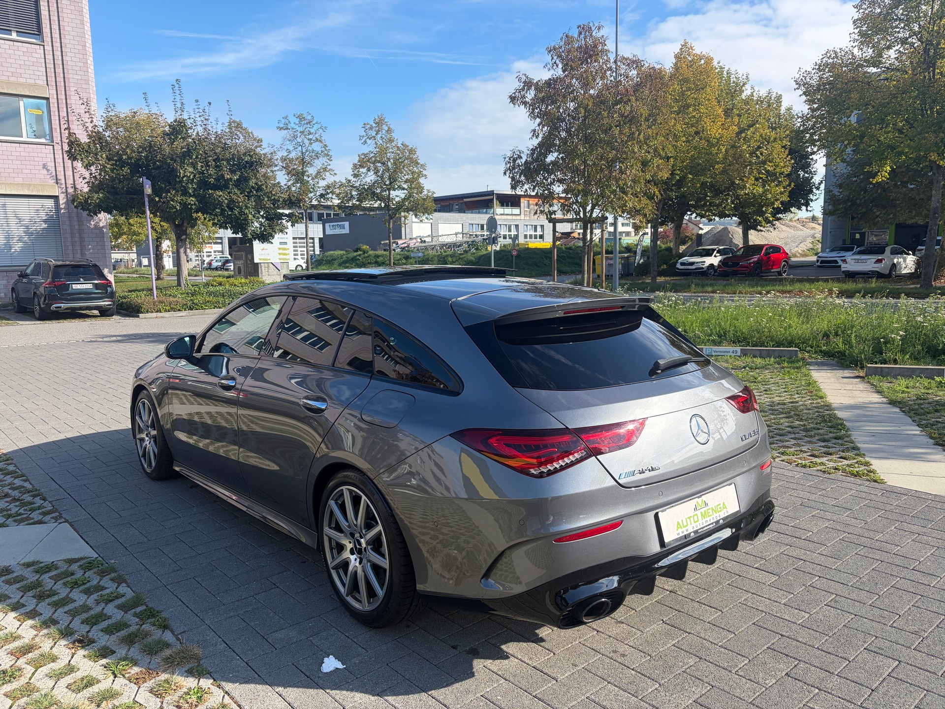 MERCEDES-BENZ CLA Shooting Brake 35 AMG 4Matic 7G-DCT-image-4