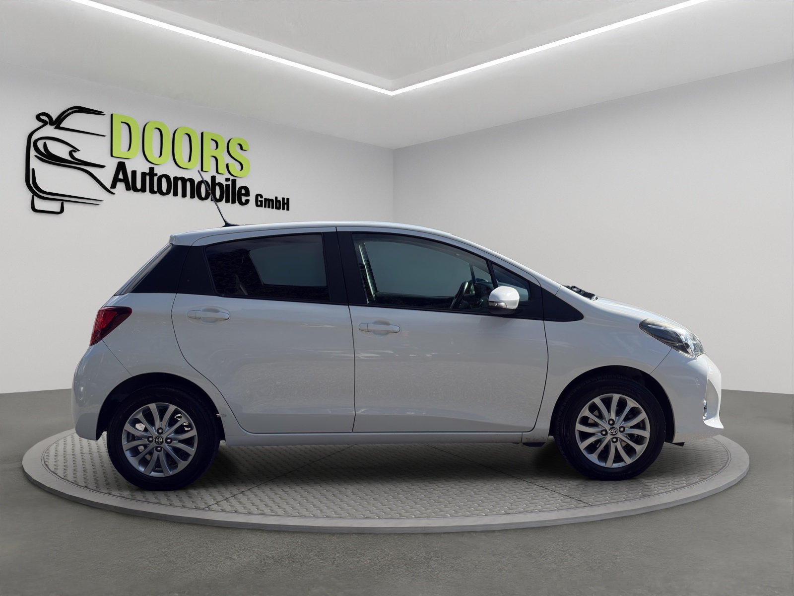 TOYOTA Yaris 1.33 Sol Premium-image-8