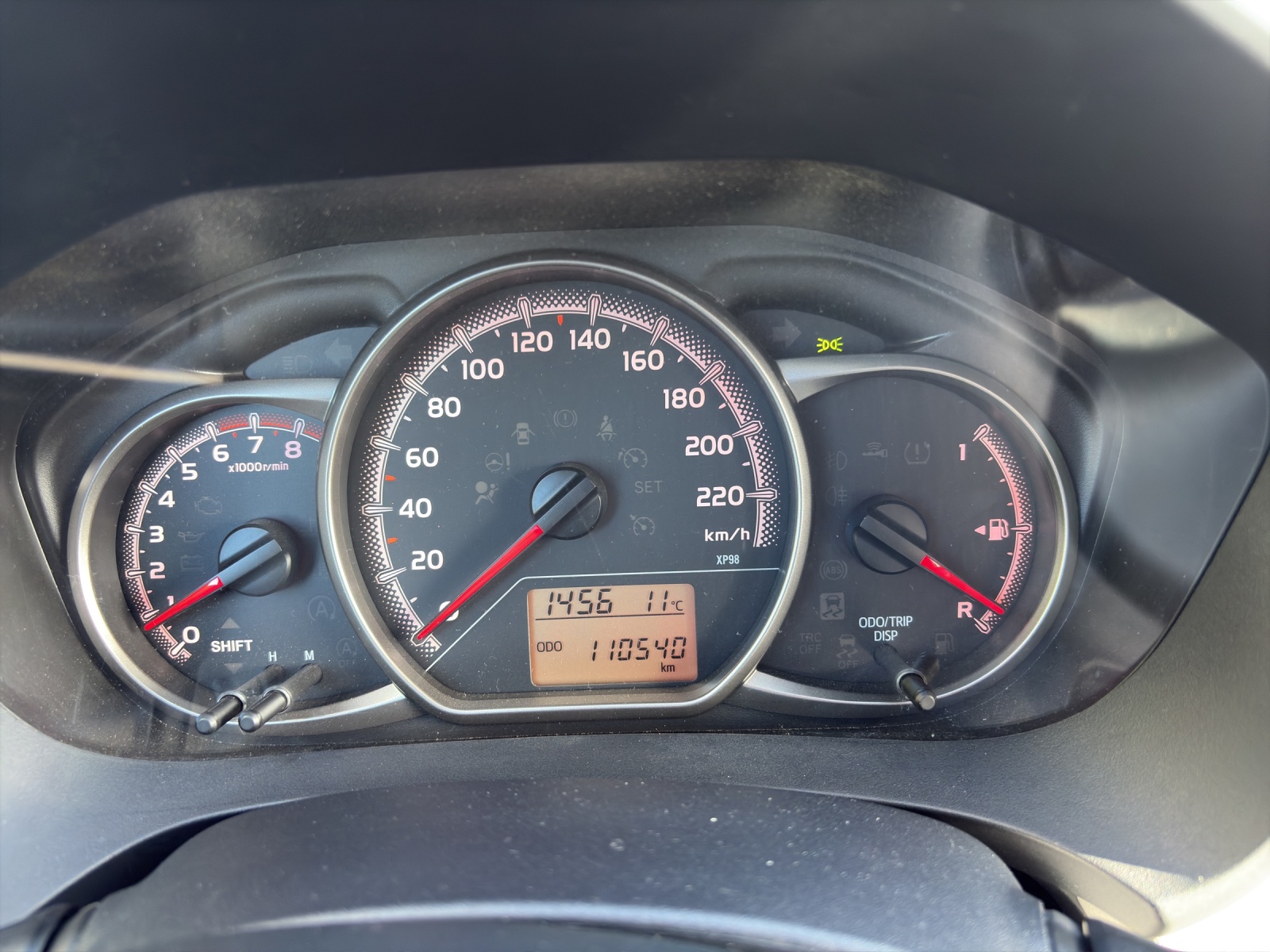 TOYOTA Yaris 1.33 Sol Premium-image-22
