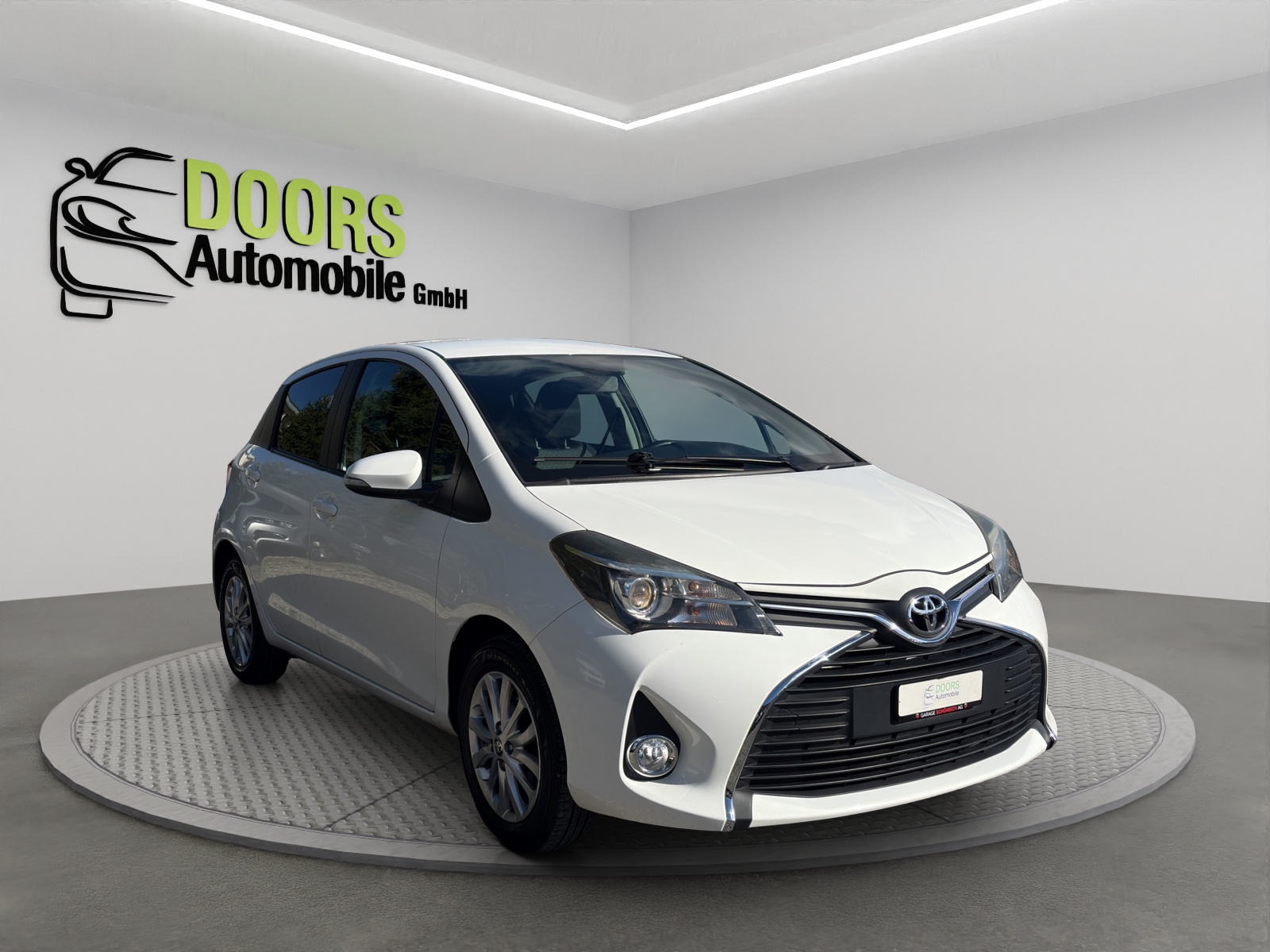 TOYOTA Yaris 1.33 Sol Premium-image-2