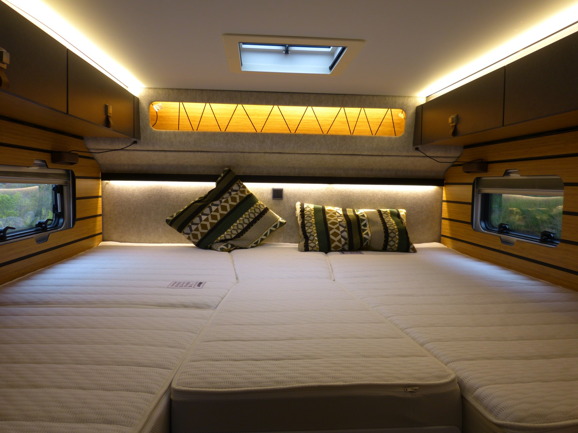 HYMER Mercedes-Benz Sprinter MLT-580 4x4-image-2