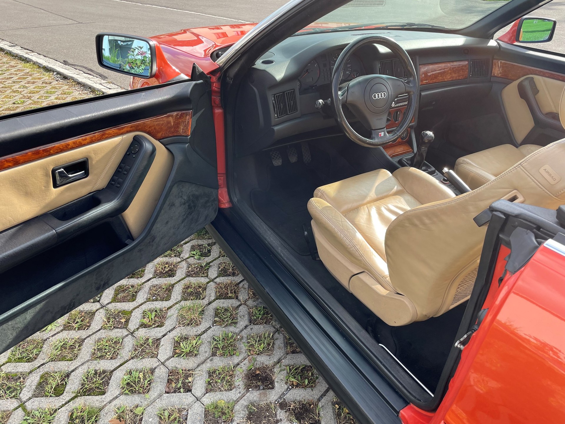 AUDI Cabriolet 2.6 E Elégance-image-5
