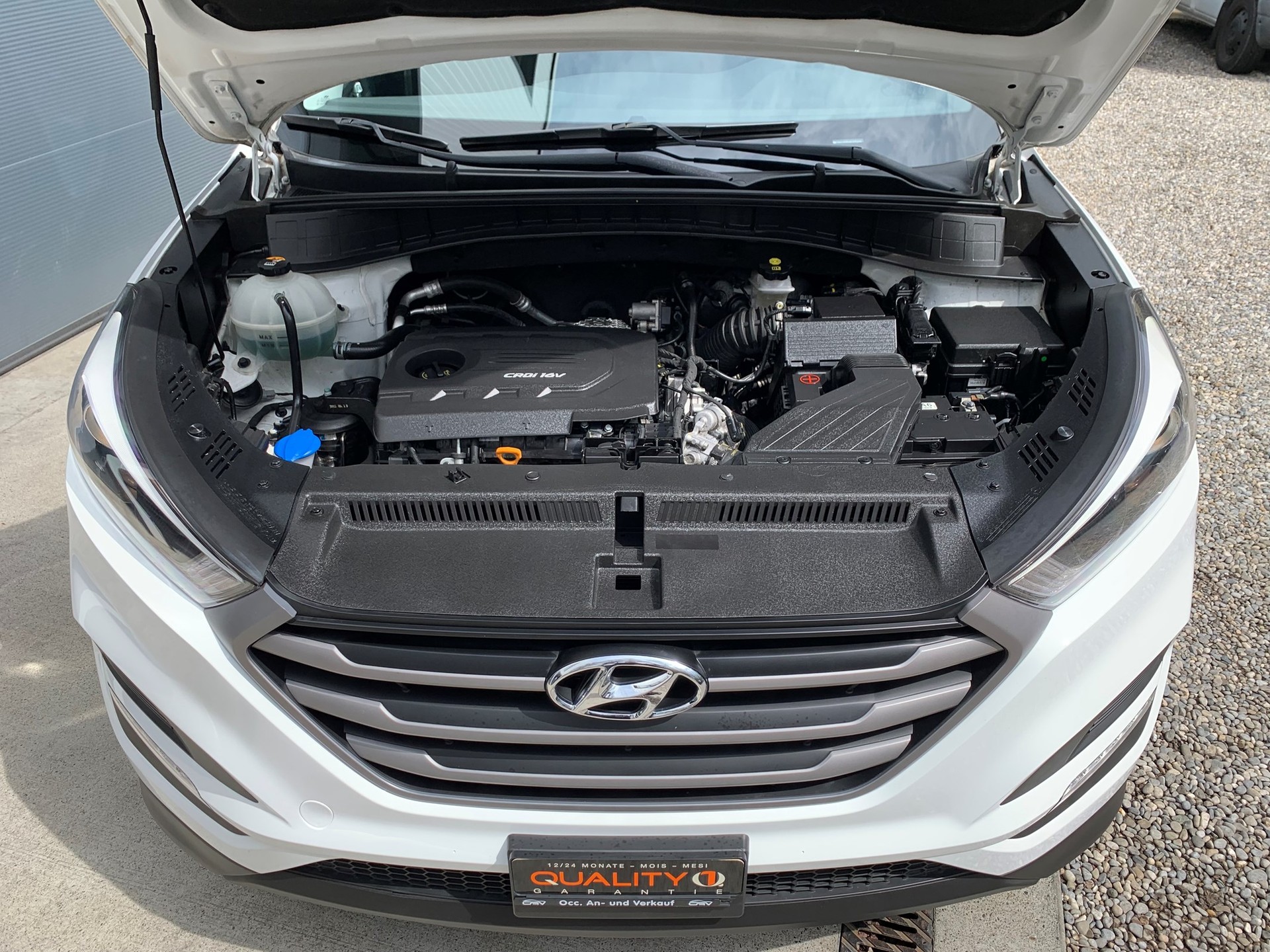 HYUNDAI Tucson 1.7 CRDI Origo 2WD-image-11