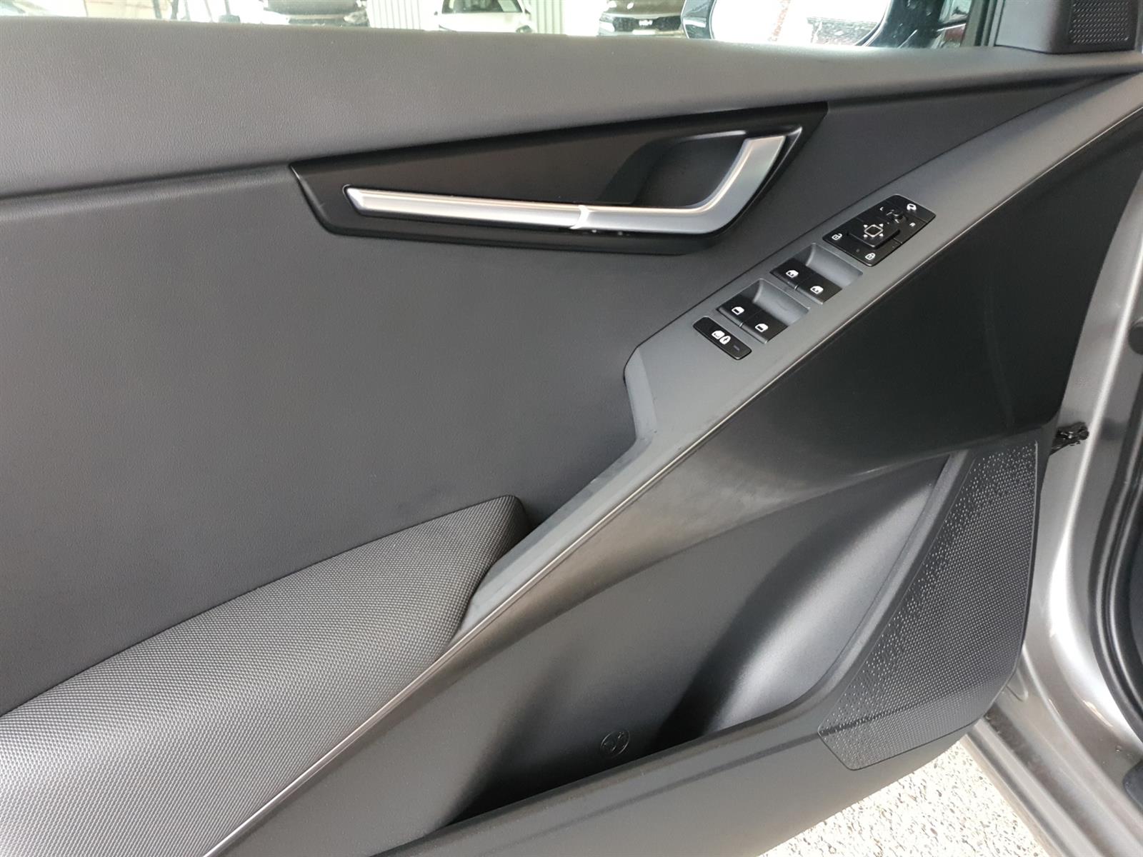 KIA Niro 1.6 GDi Plug-in Hybrid Style-image-7
