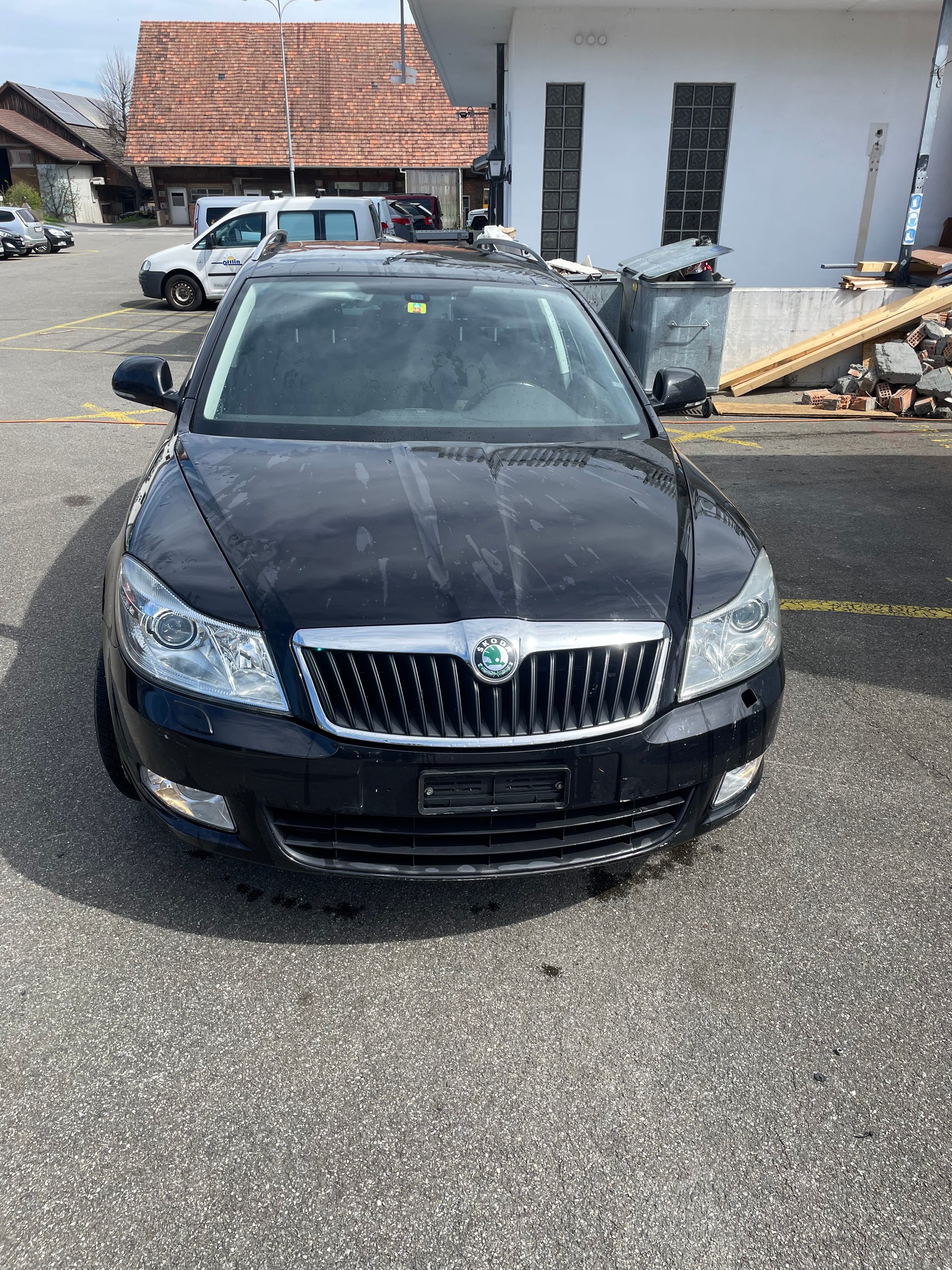 SKODA Octavia Combi 1.8 TSI AllDrive 4x4-image-0