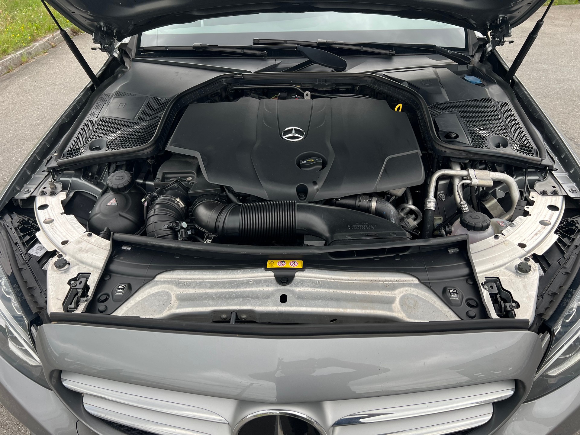 MERCEDES-BENZ C 250 BlueTEC 4Matic 7G-Tronic-image-10