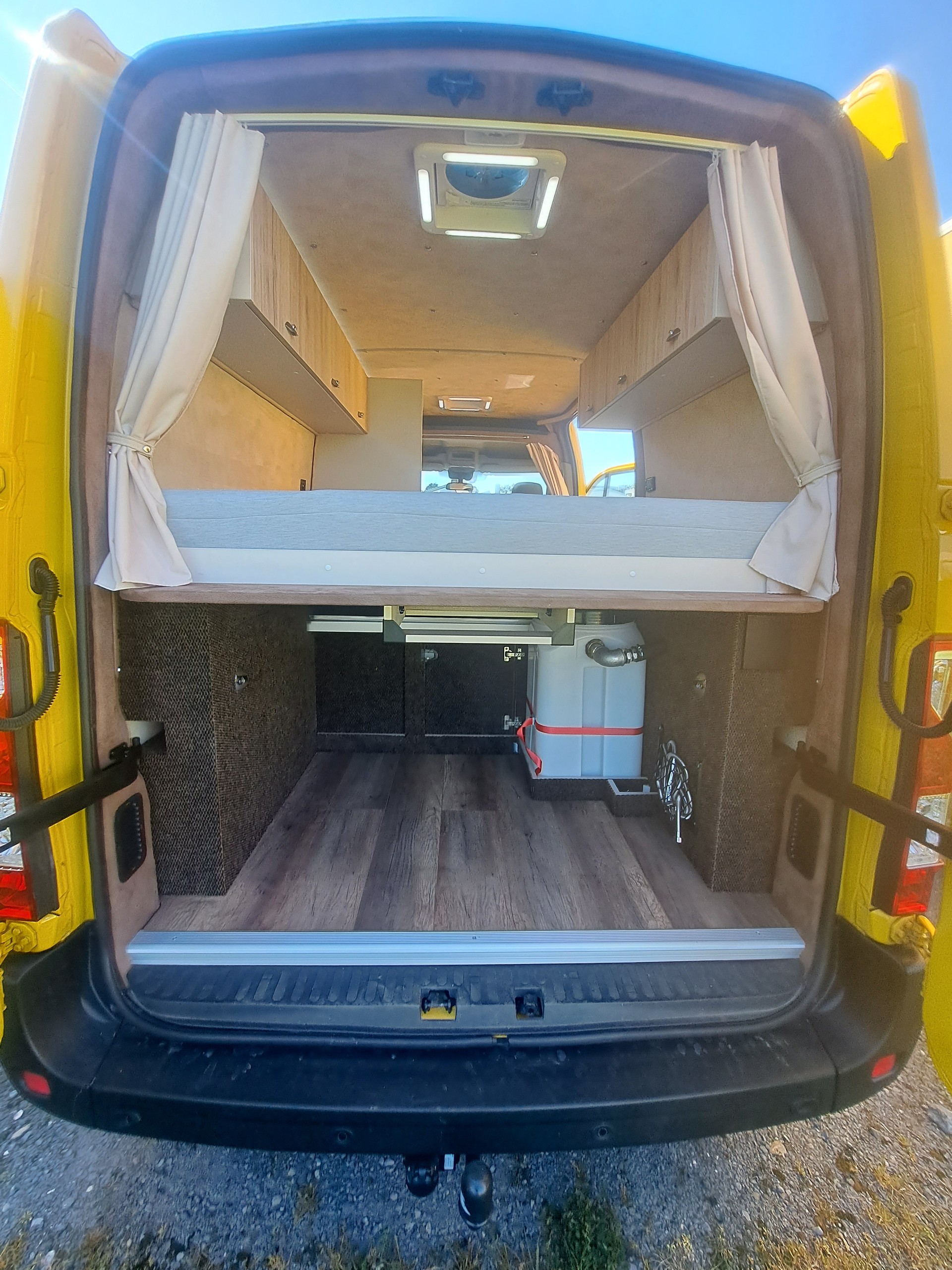 RENAULT Wohnmobil Camper L2H2-image-12