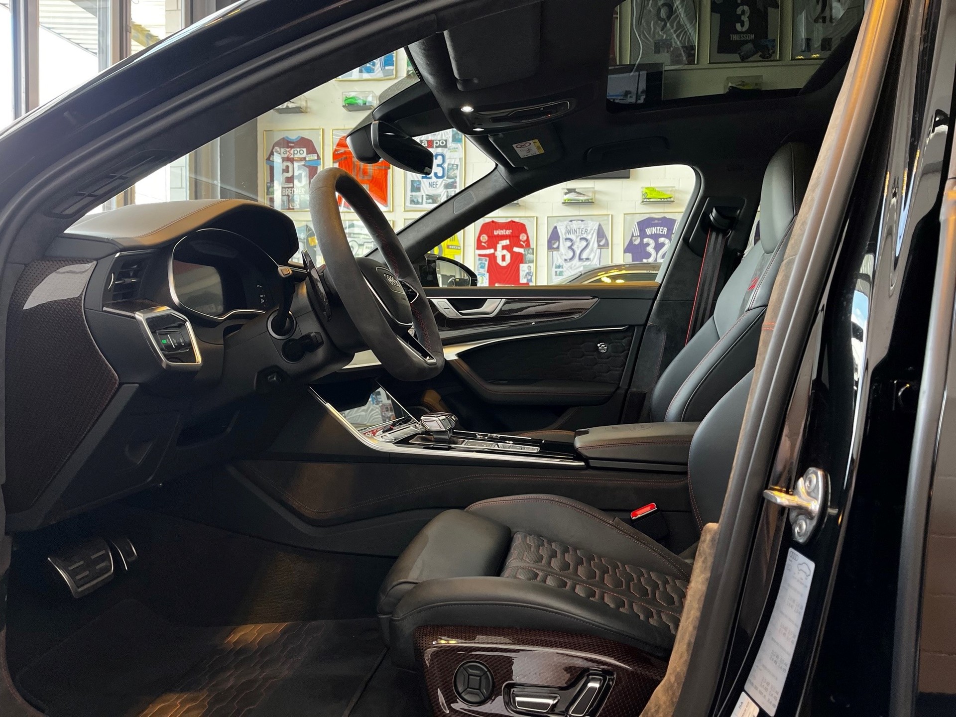 AUDI RS6 Avant 4.0 TFSI V8 quattro JOHANN ABT SIGNATURE EDITION 61/63-image-11