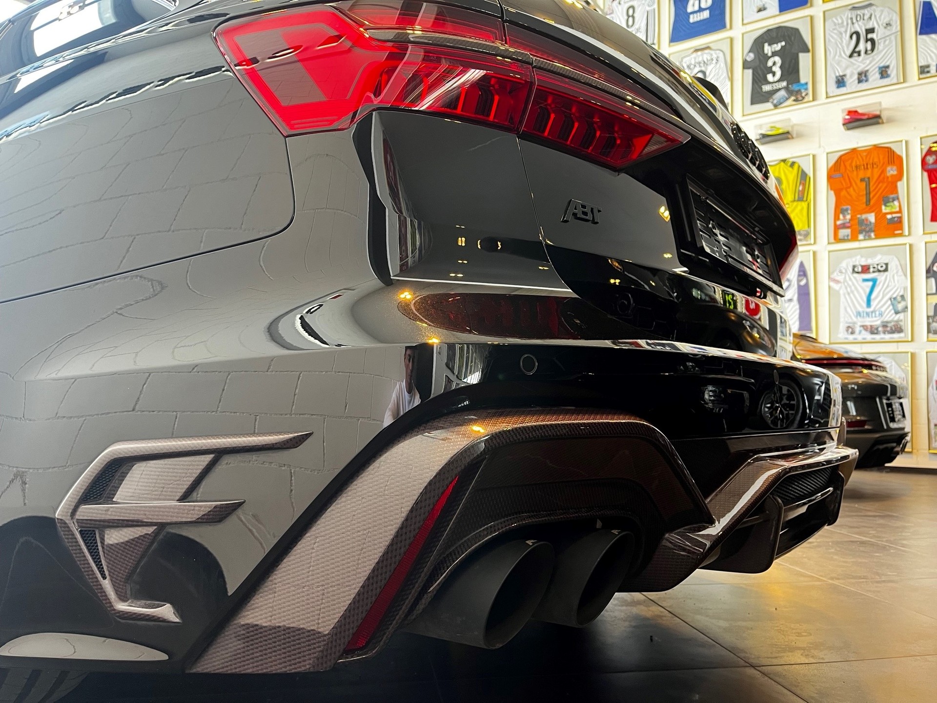 AUDI RS6 Avant 4.0 TFSI V8 quattro JOHANN ABT SIGNATURE EDITION 61/63-image-28