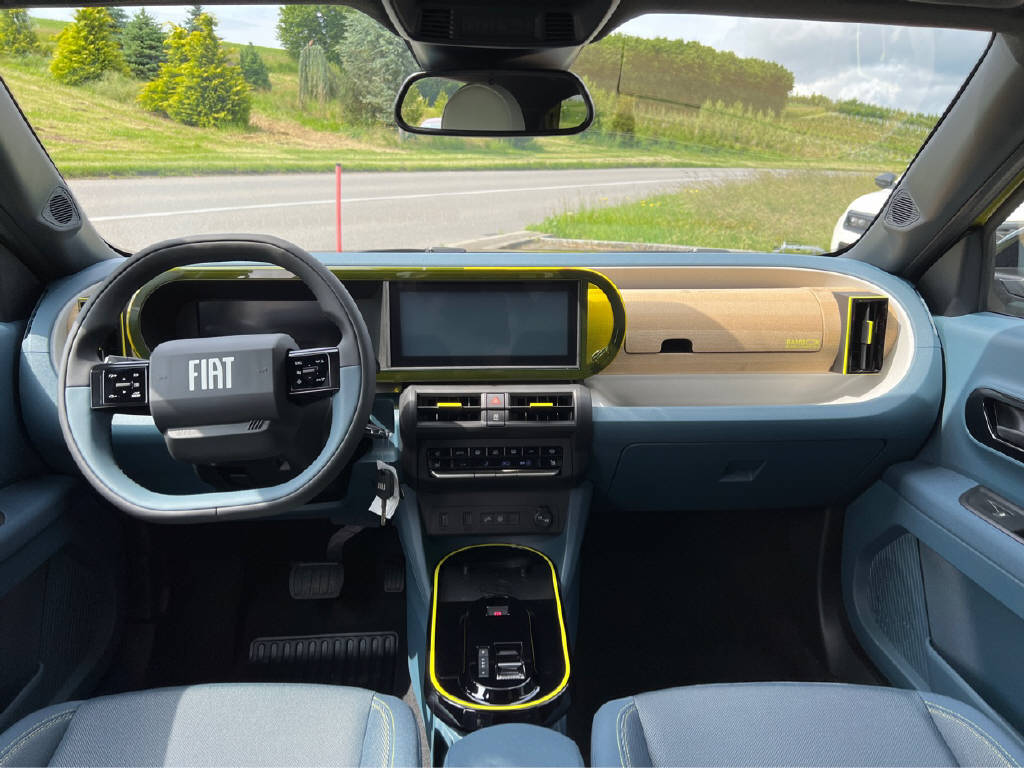 FIAT Grande Panda La Prima-image-8