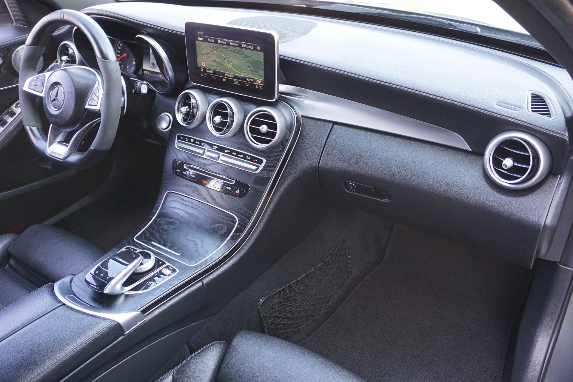 MERCEDES-BENZ C 43 AMG 4Matic Limousine 367 PS-image-15