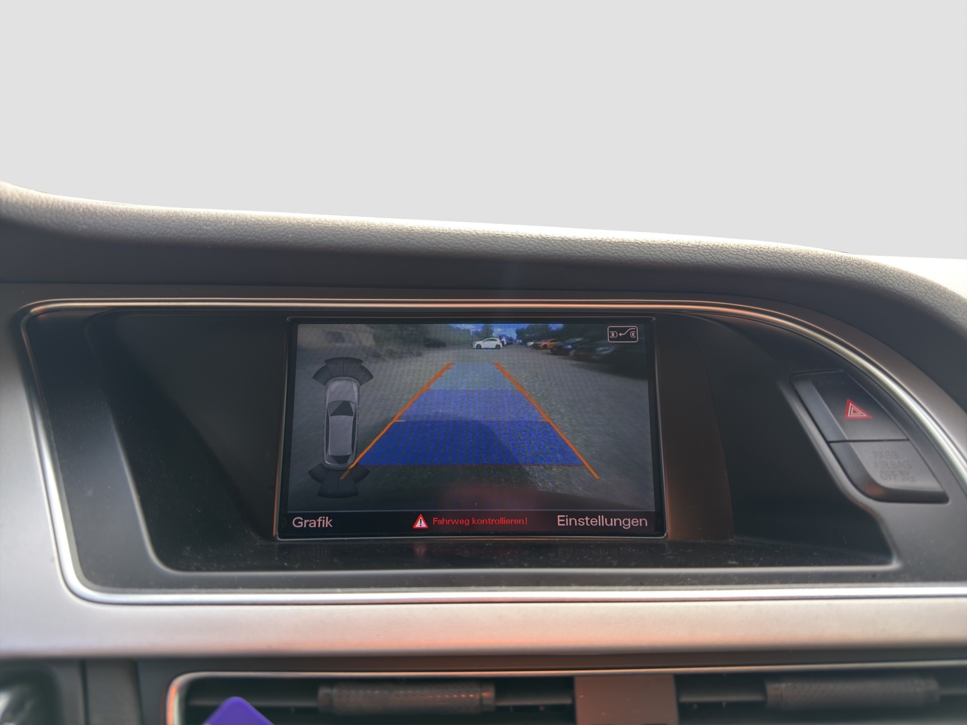 AUDI A4 Avant 2.0 TDI multitronic-image-14
